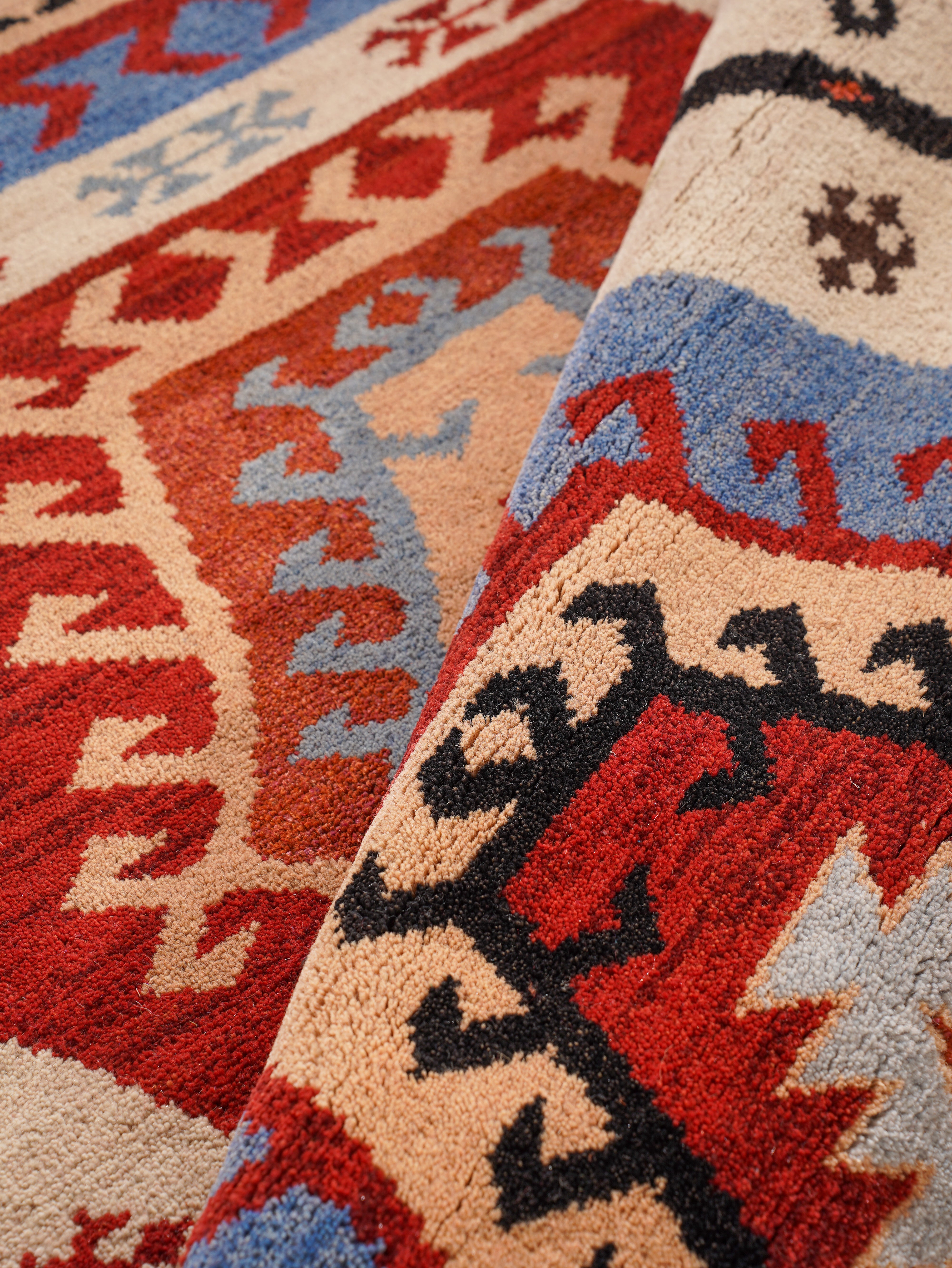 Aarohan Hand Knotted Oriental Rug