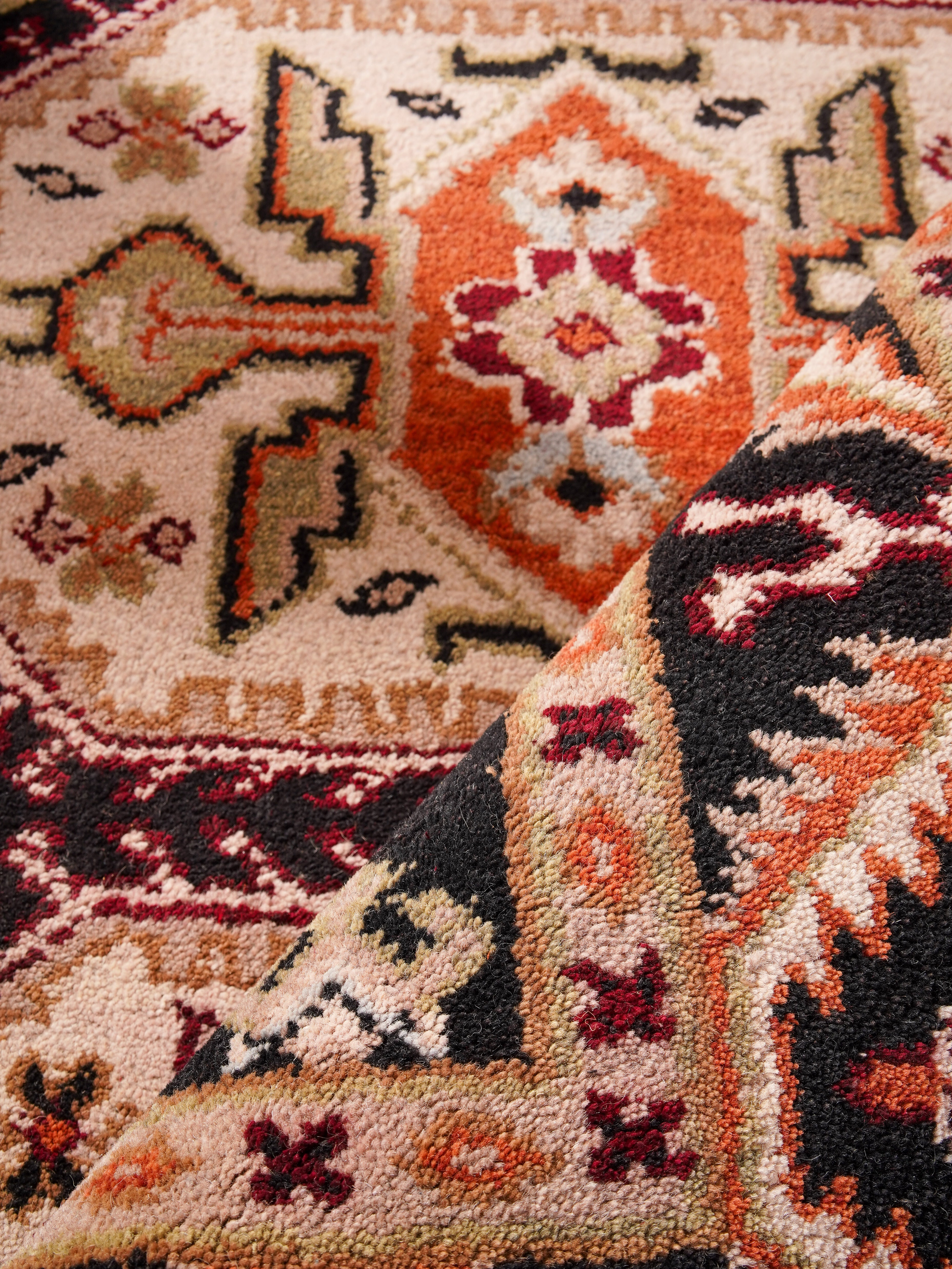 Kavi Hand Knotted Oriental Area Rug