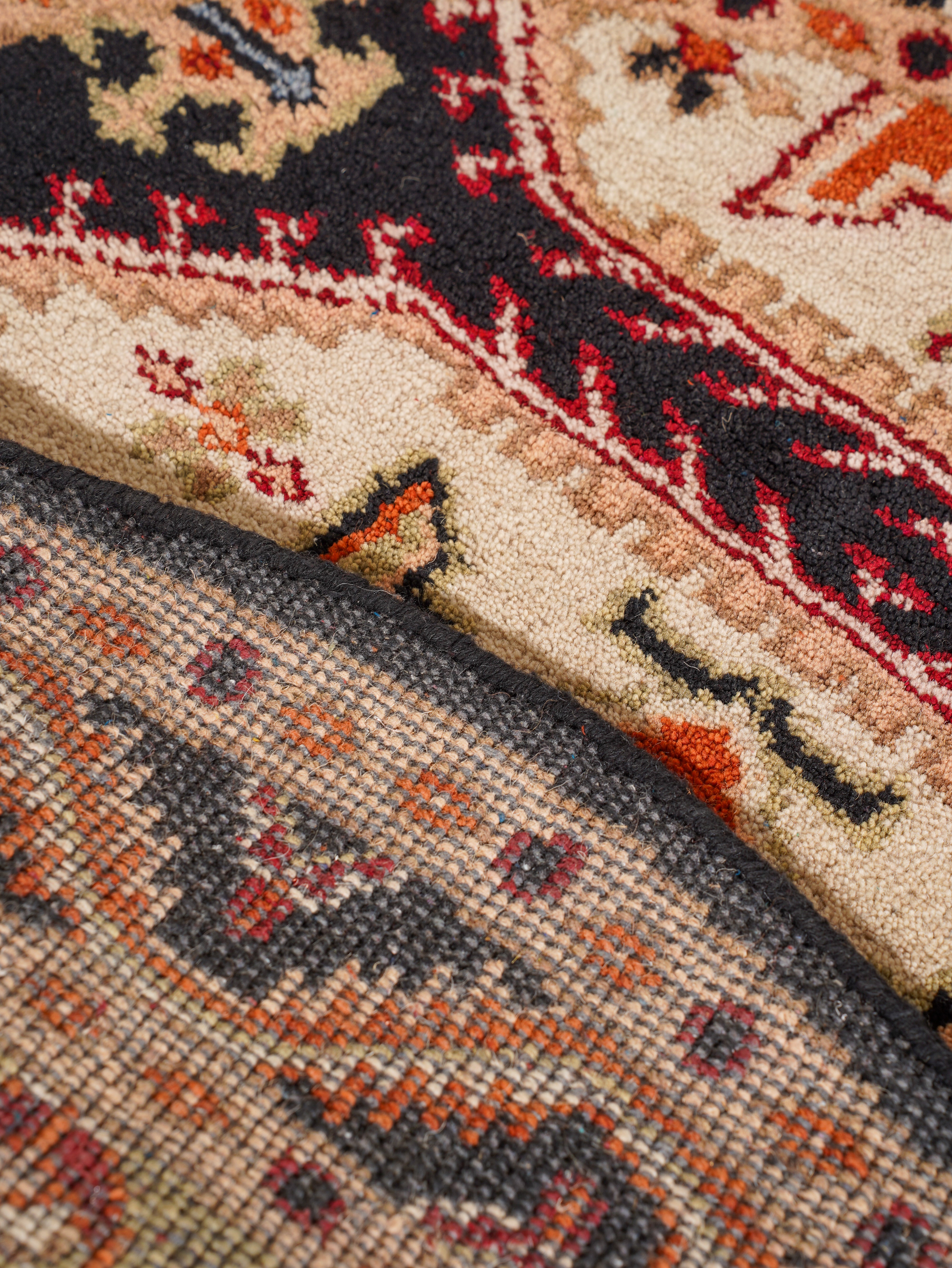 Kavi Hand Knotted Oriental Area Rug