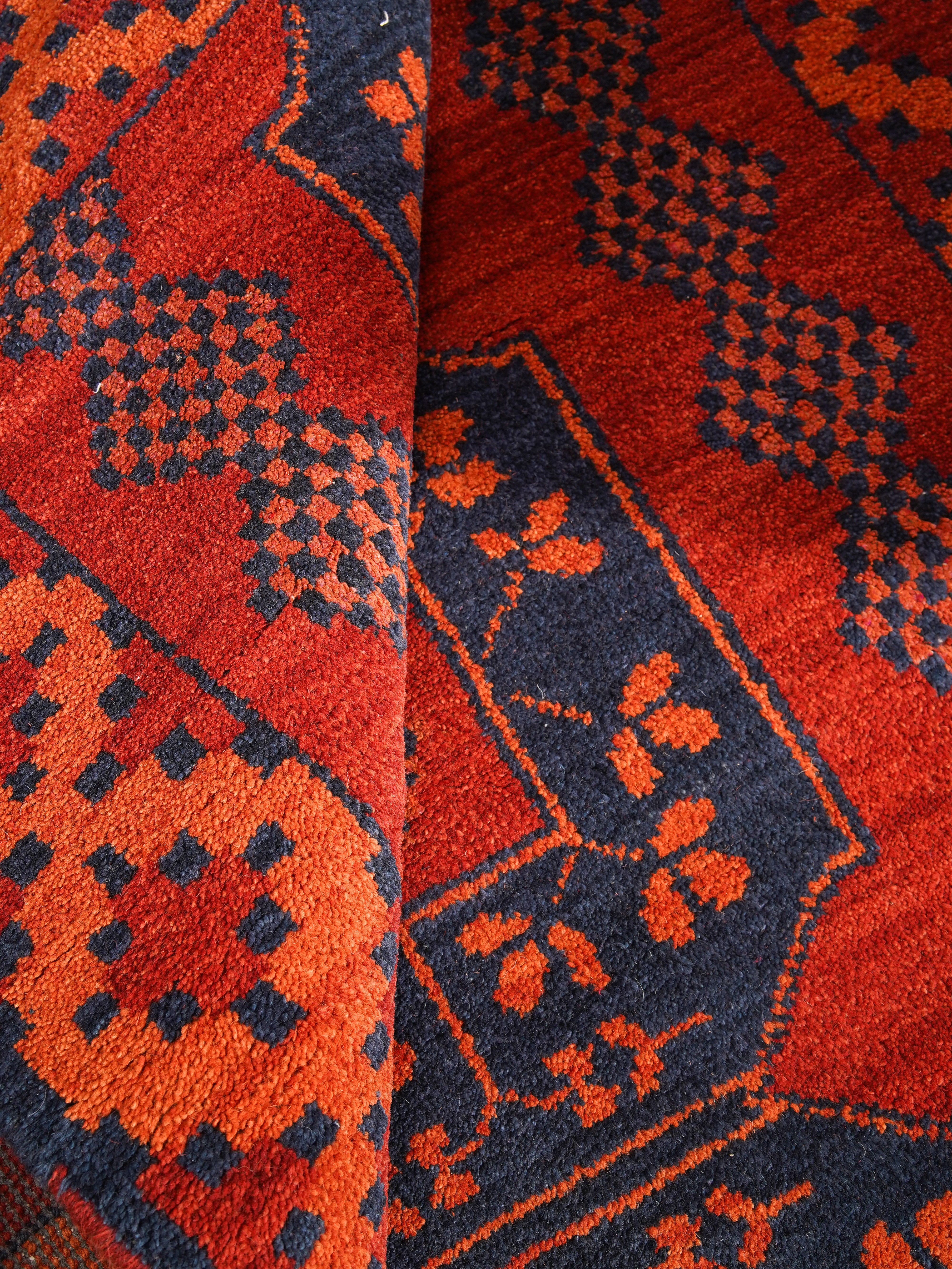 Aarav Hand Knotted Oriental Rug