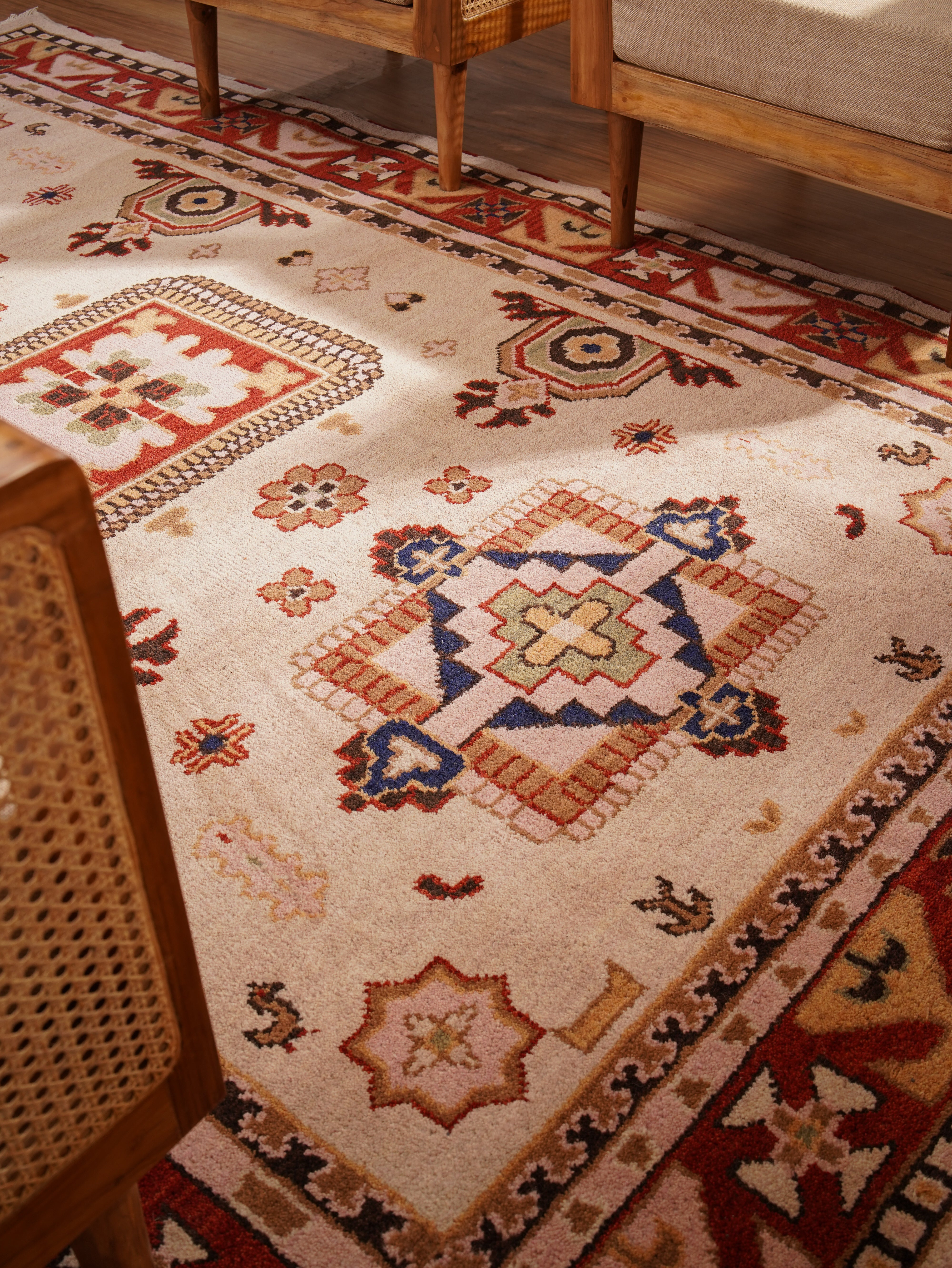 Vistar Hand Knotted Oriental Rug