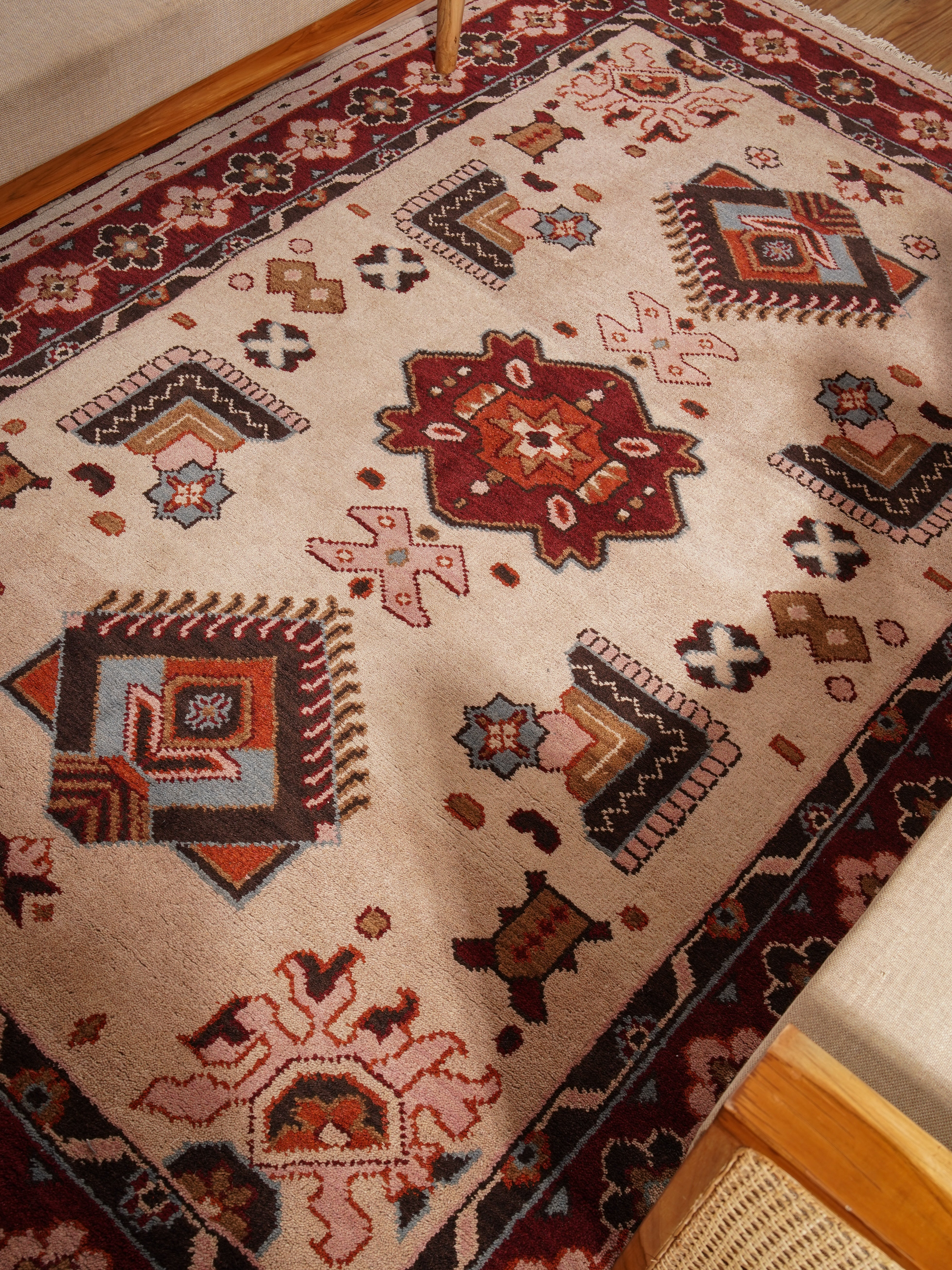 Azura Hand Knotted Oriental Rug