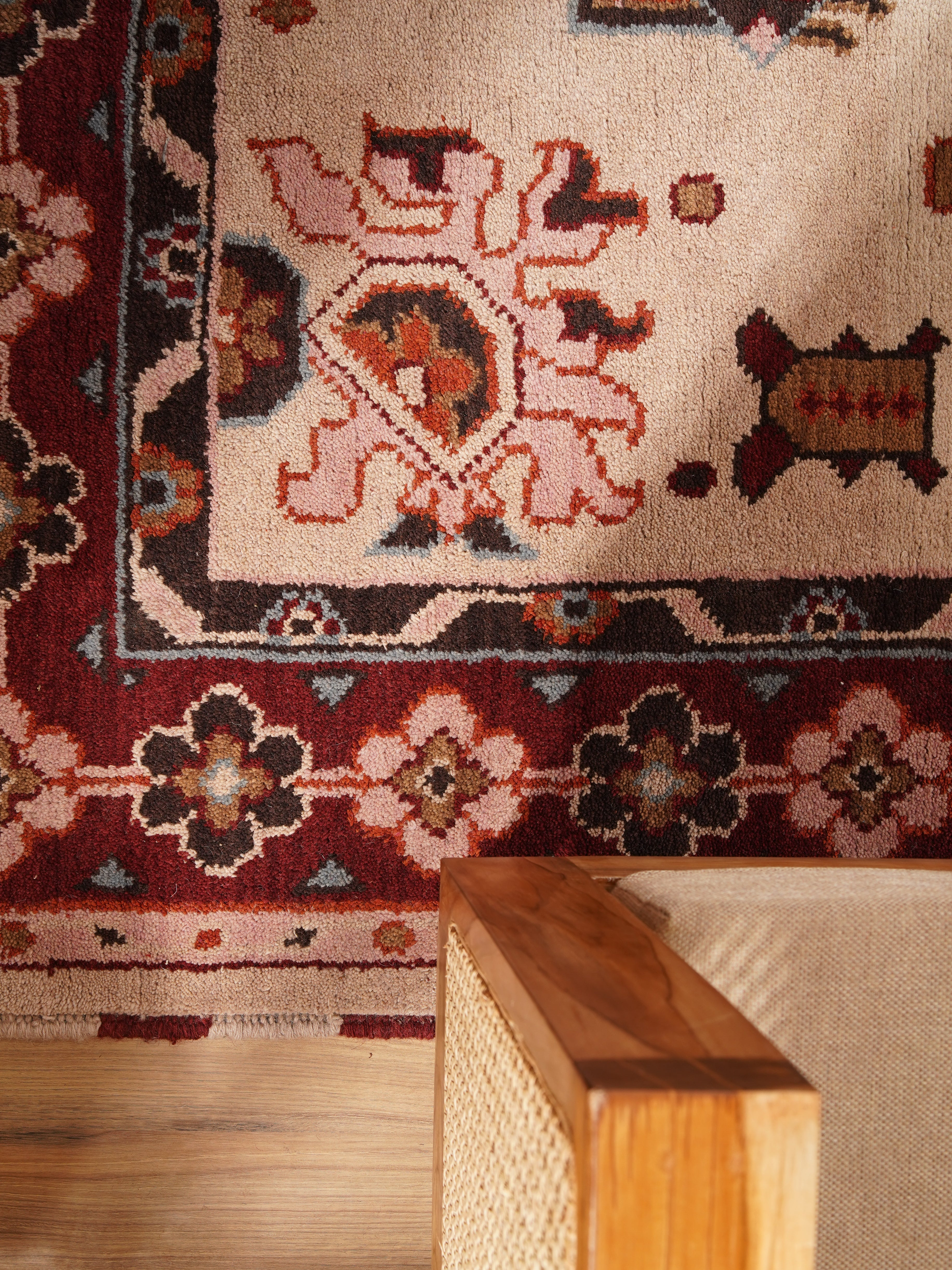 Azura Hand Knotted Oriental Rug