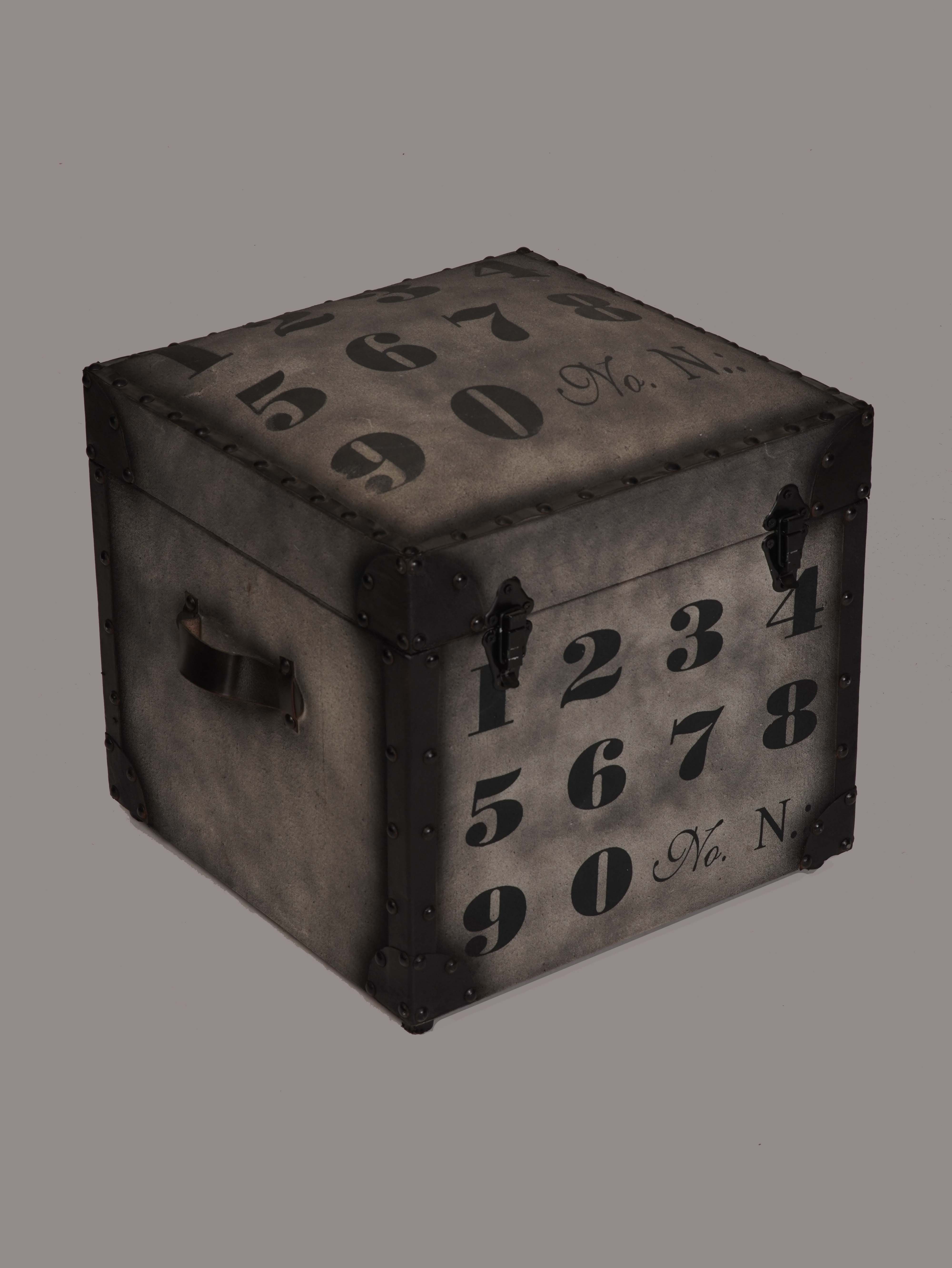 The Numerique Vault Ottoman – Vintage-Inspired Storage Trunk Seat in Wood & Canvas