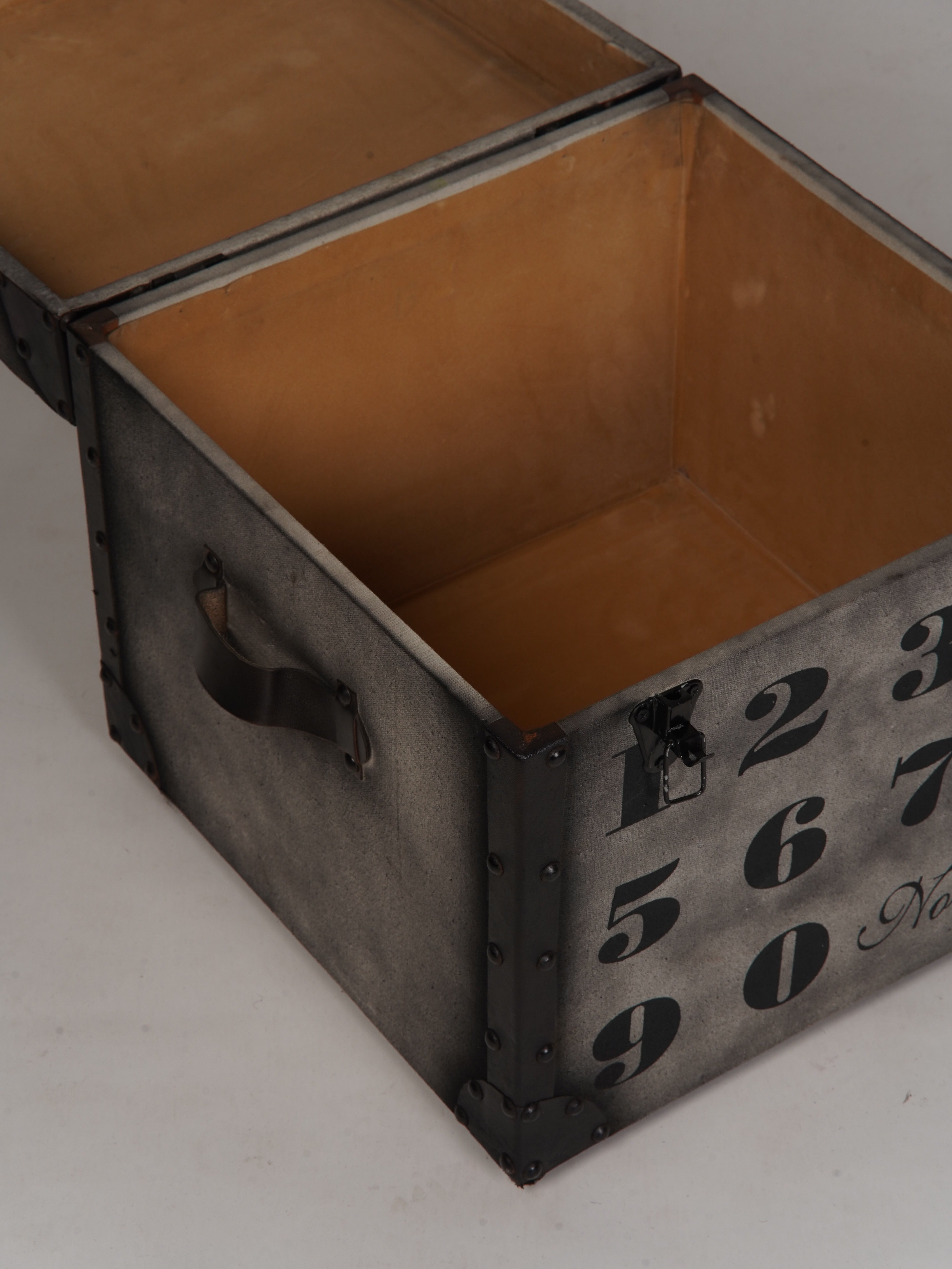 The Numerique Vault Ottoman – Vintage-Inspired Storage Trunk Seat in Wood & Canvas