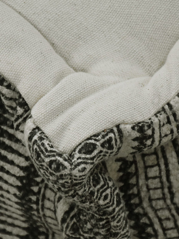Tribal Noir Jute Pouf
