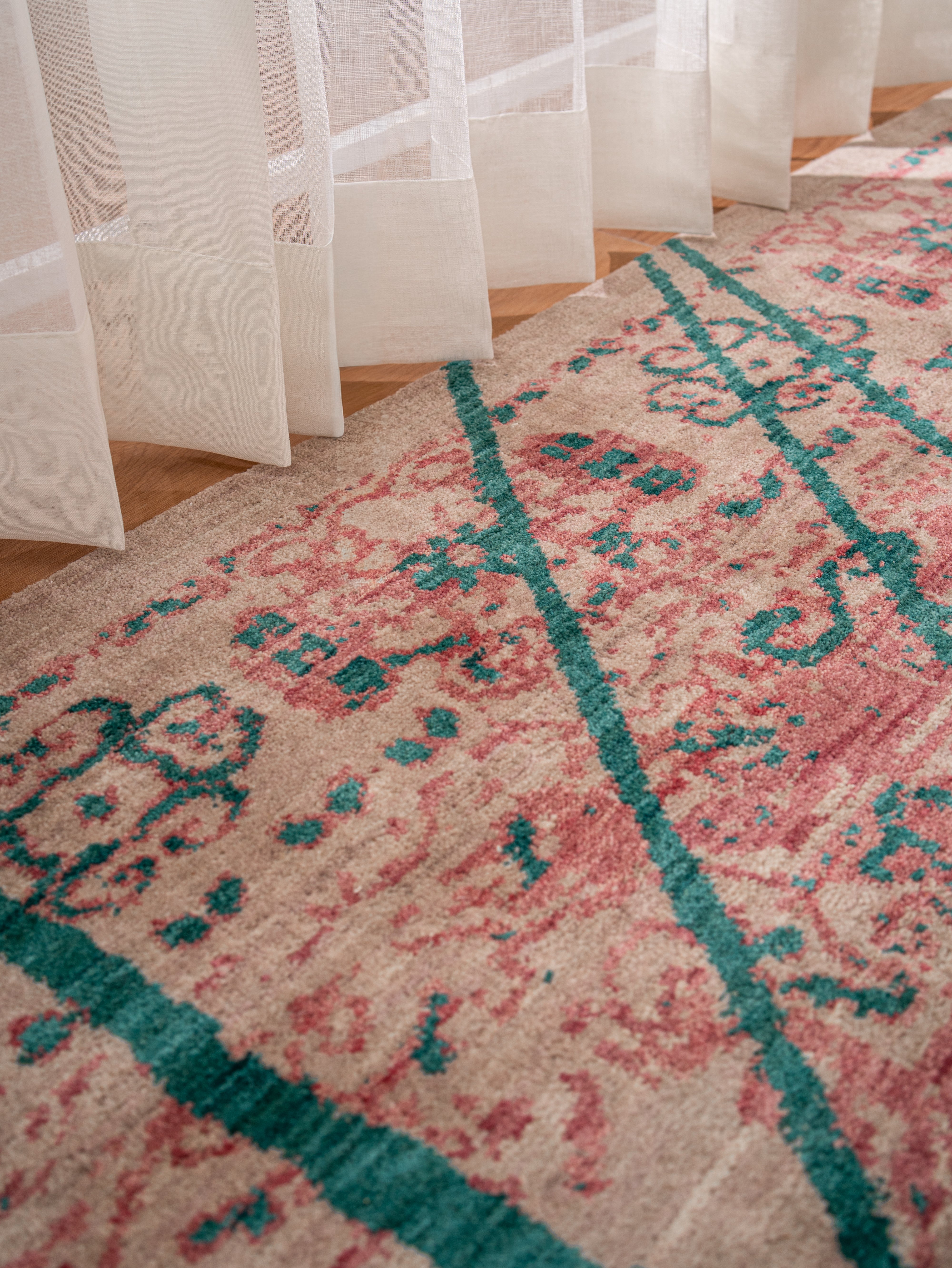 Teal Reverie Hand Knotted Oriental Wool Area Rug