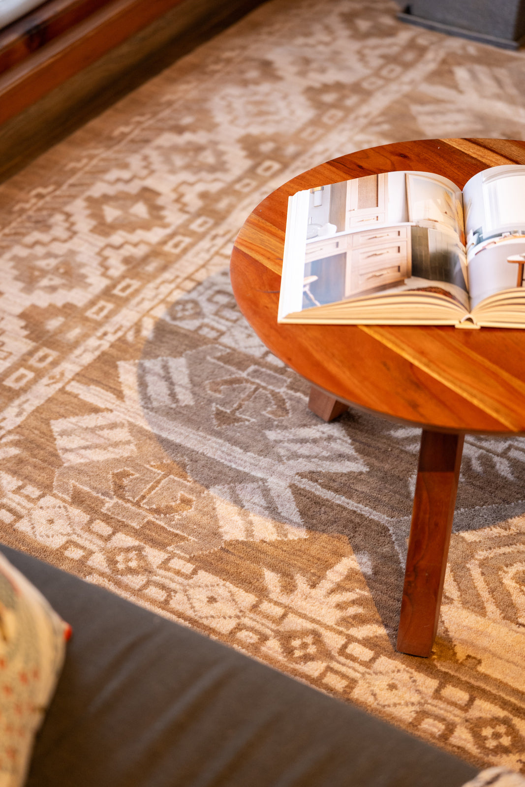 Classic Oriental Medallion Rug