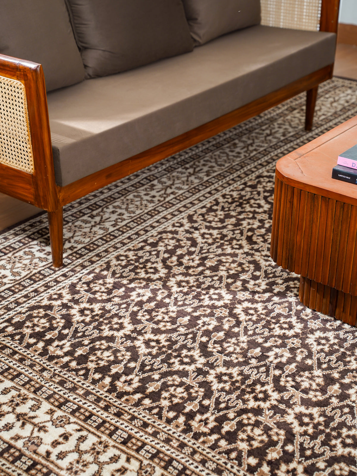 Hand Knotted Wool Oriental Area Rug – Brown & Beige Traditional Floral Pattern