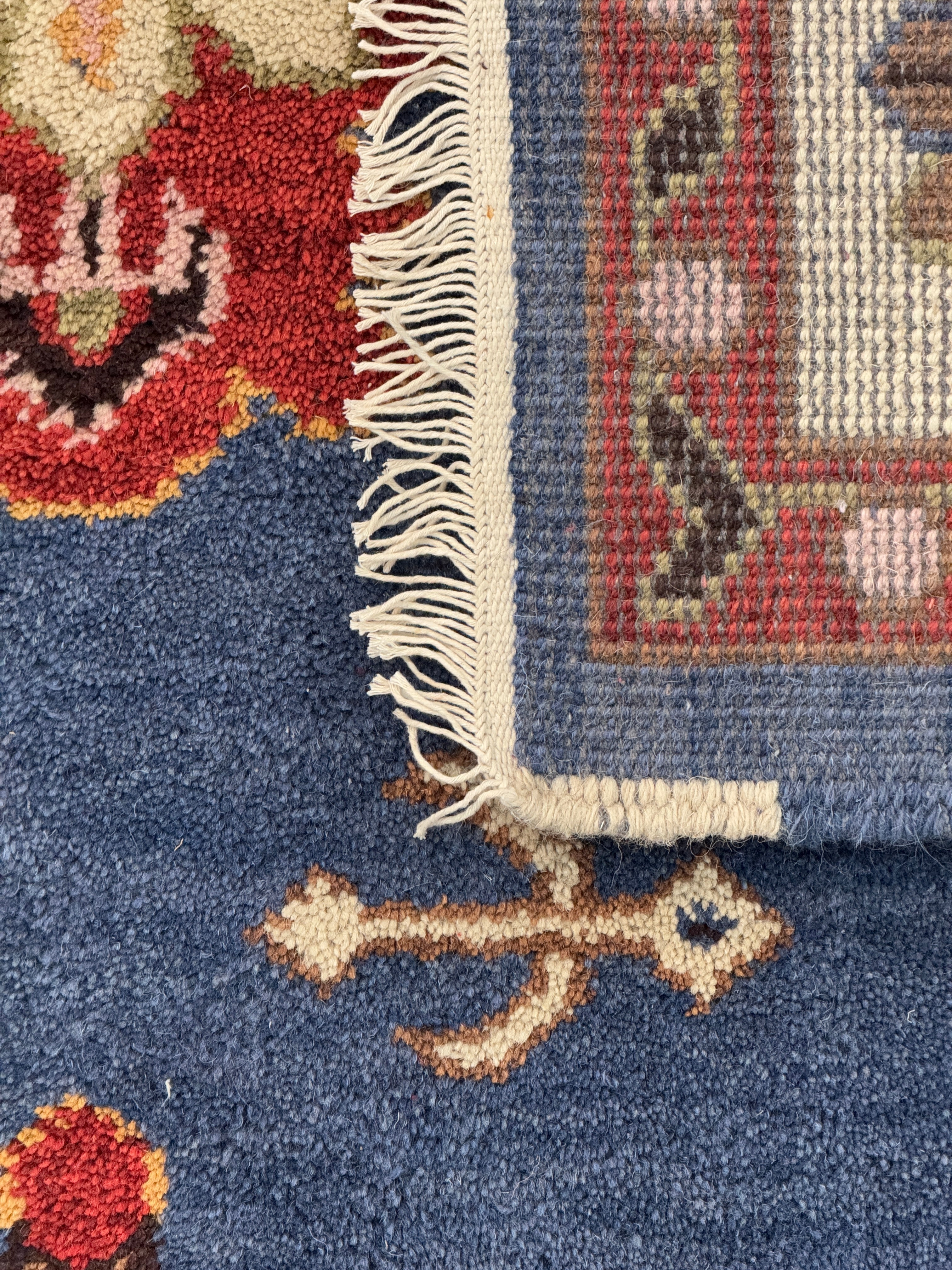 Vividha Hand Knotted Oriental Rug