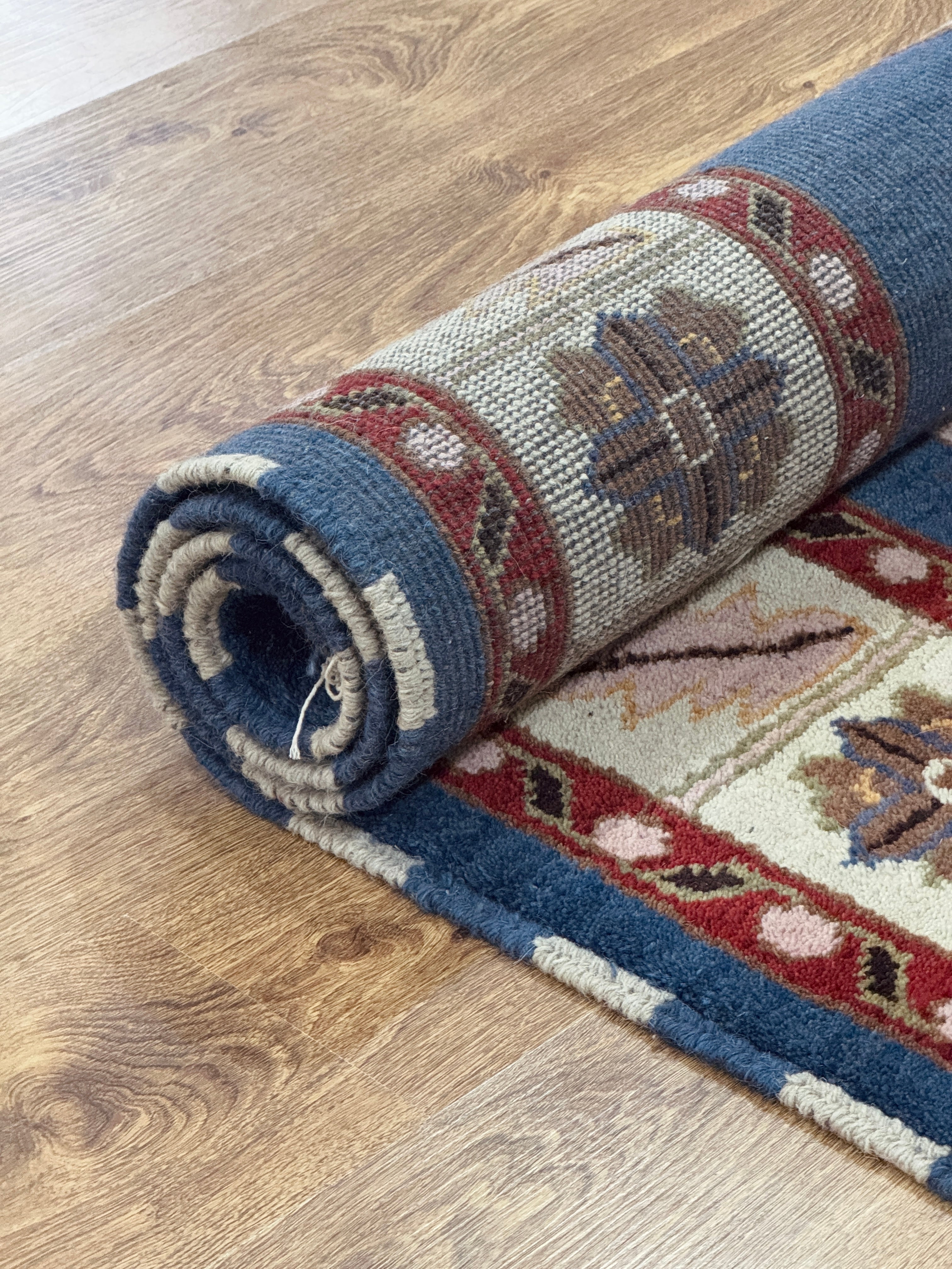 Vividha Hand Knotted Oriental Rug