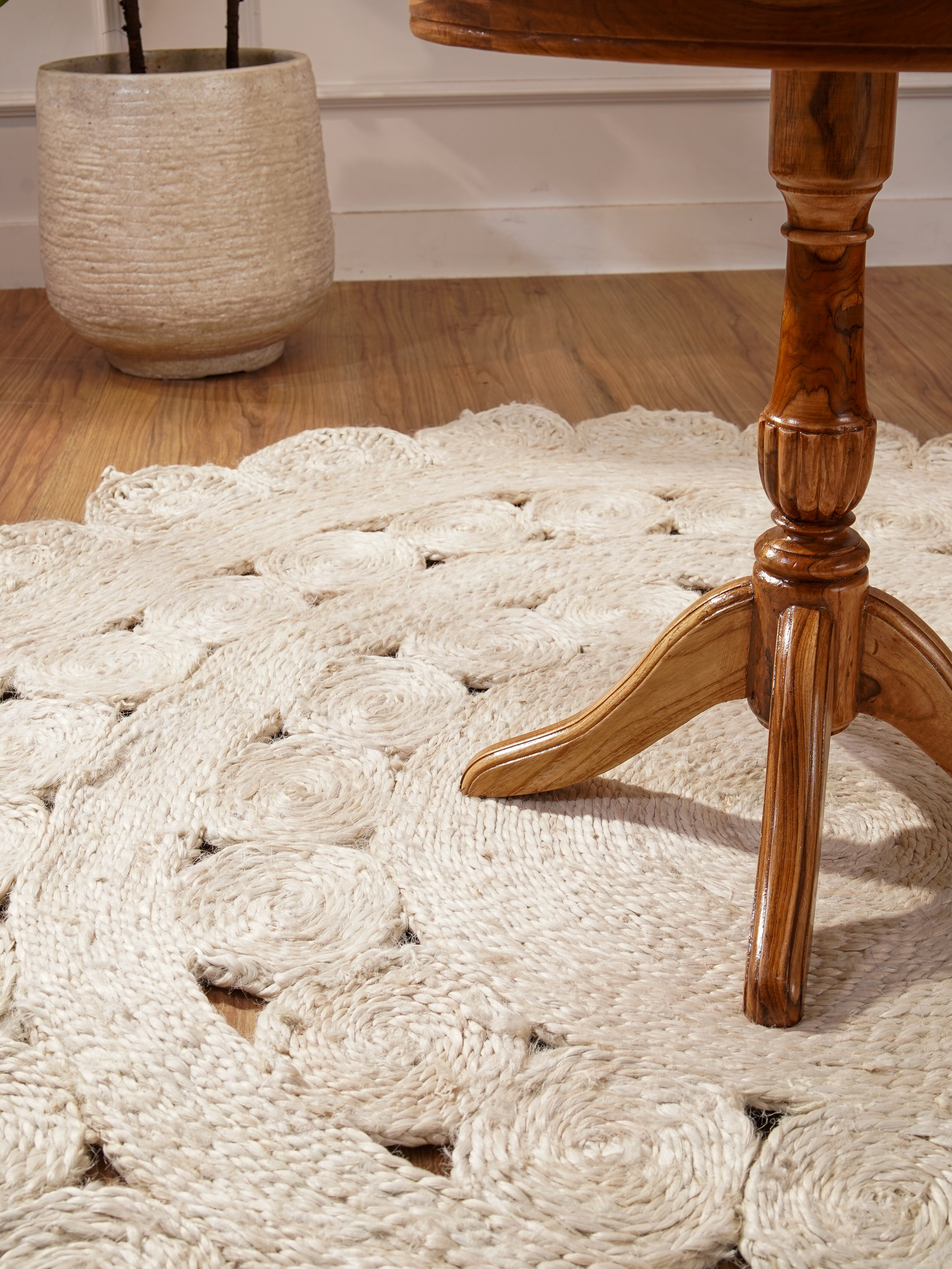 Bamboo Bloom Hand Woven Jute Rug
