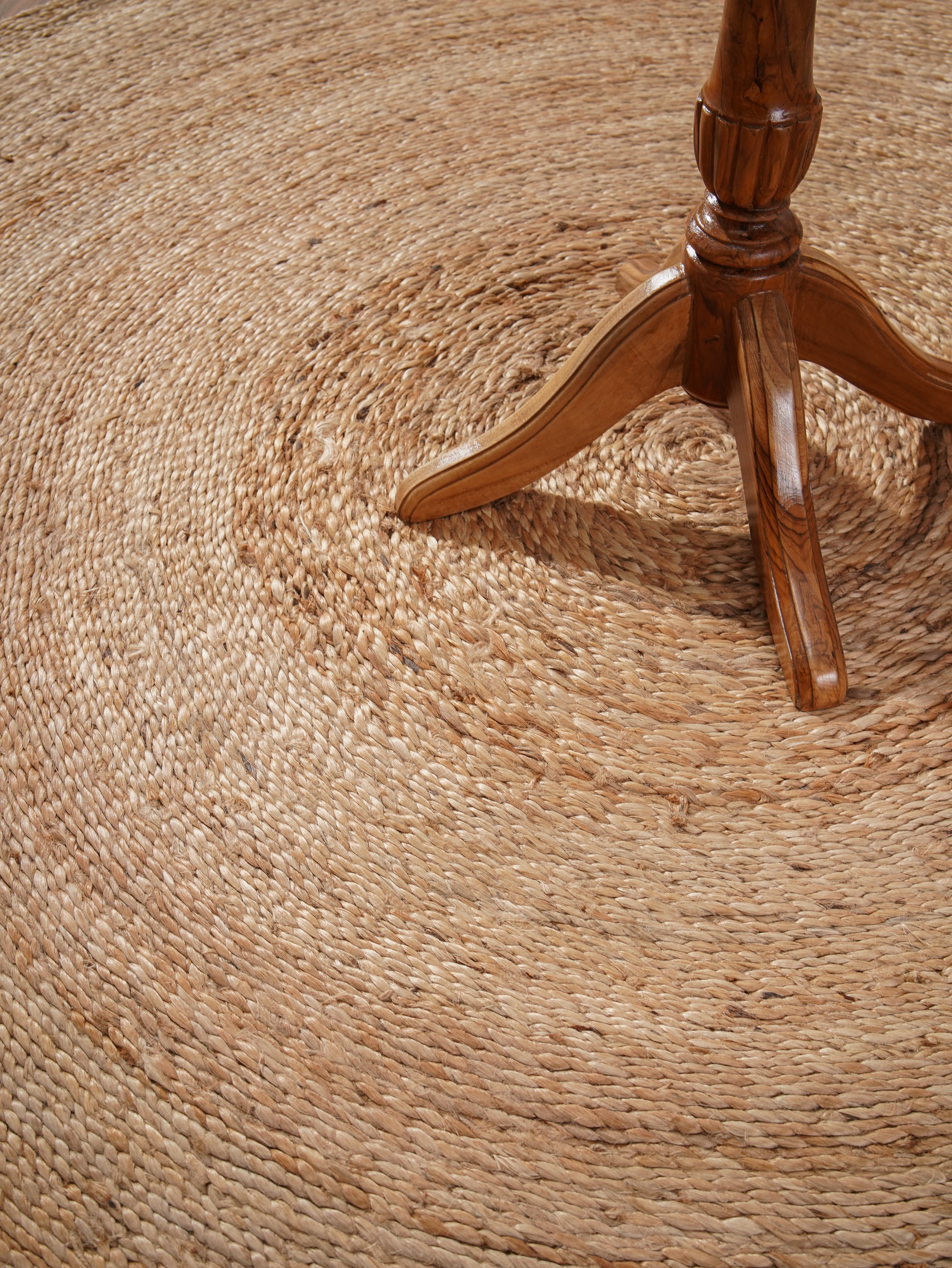 Pyramid Hand Woven Washable Jute Rug