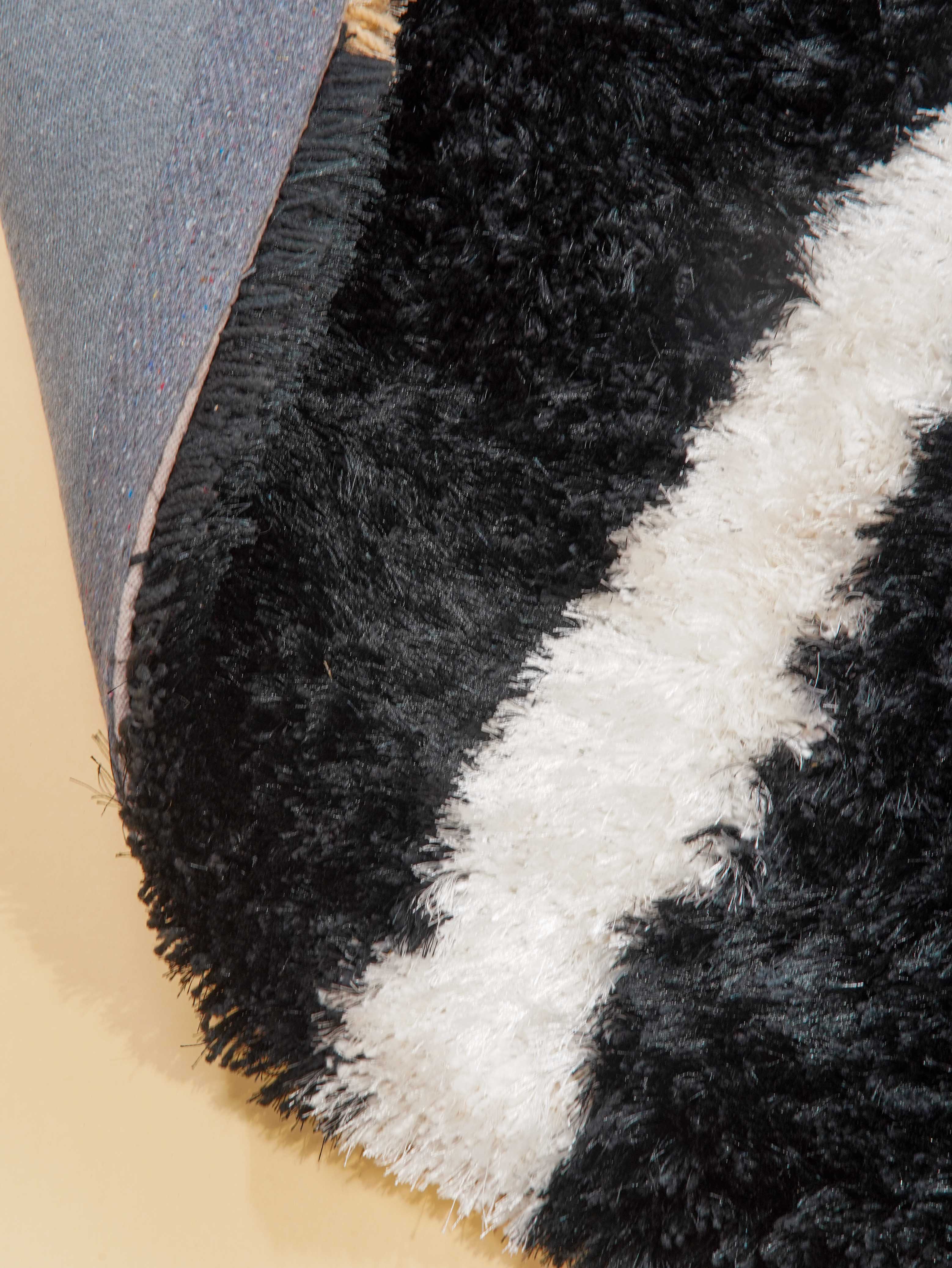 Girik Hand Tufted Shag Rug