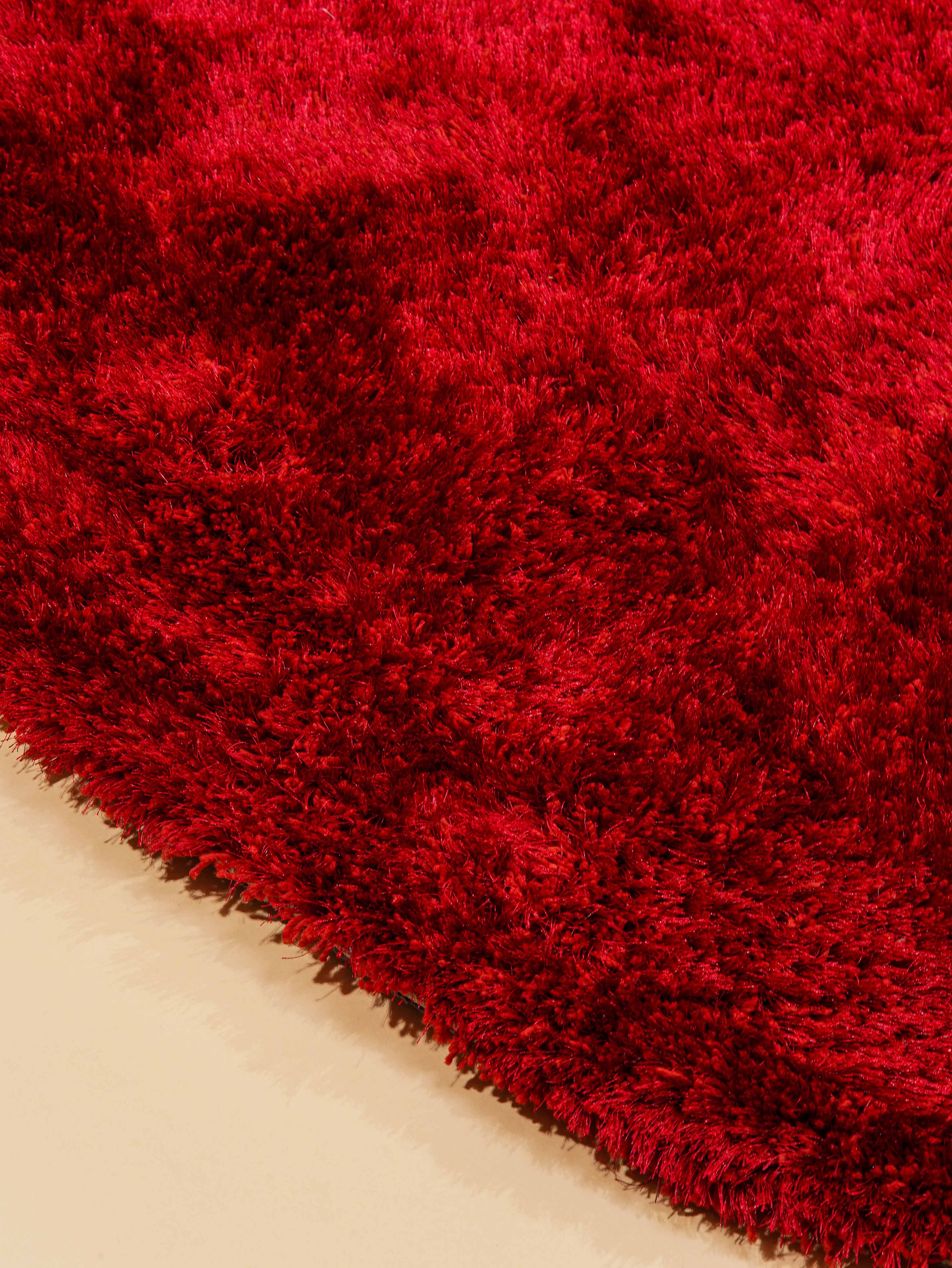 Scarlet Wave Hand Tufted Shag Rug