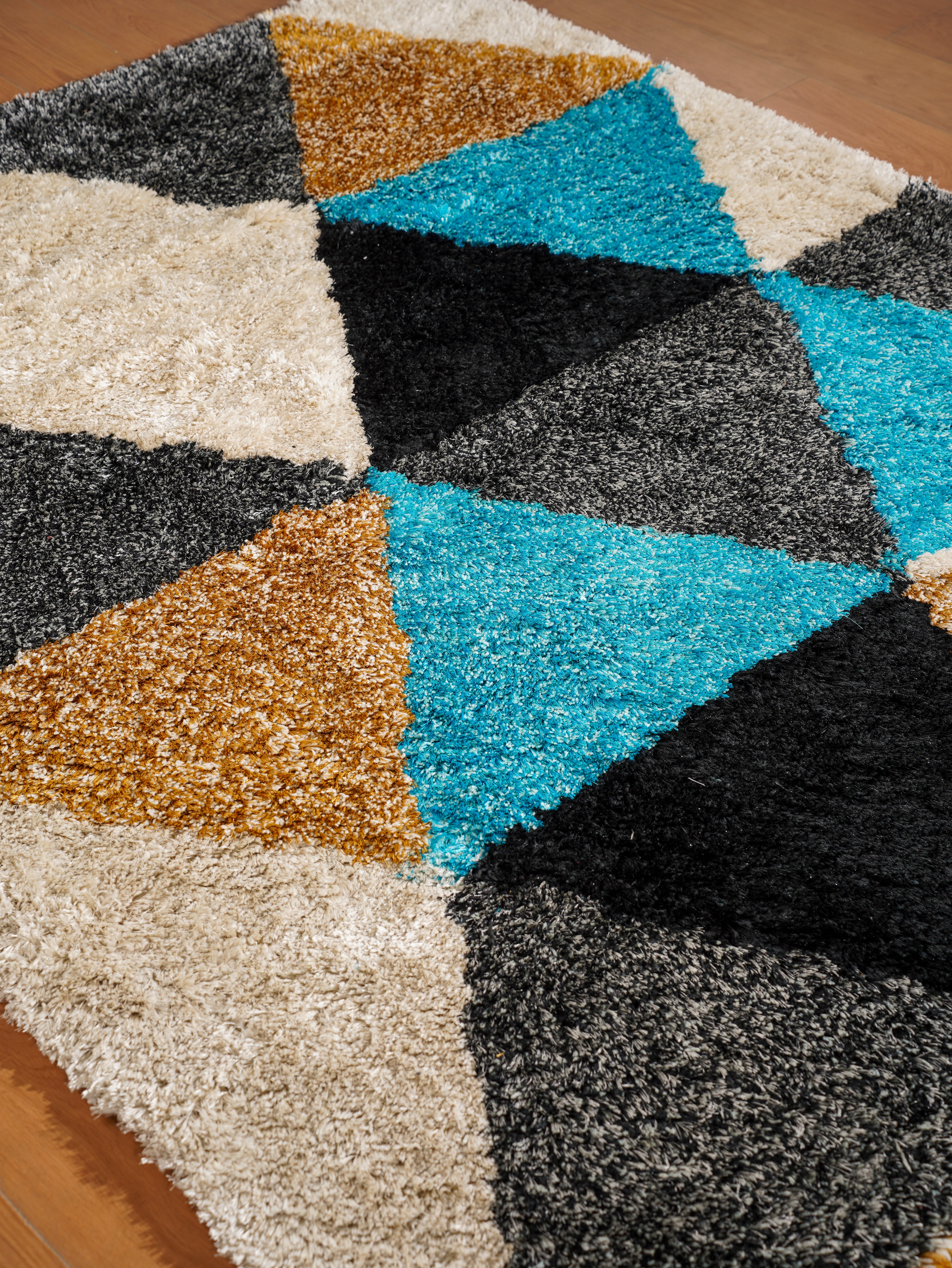 Triad Hand Tufted Shag Rug