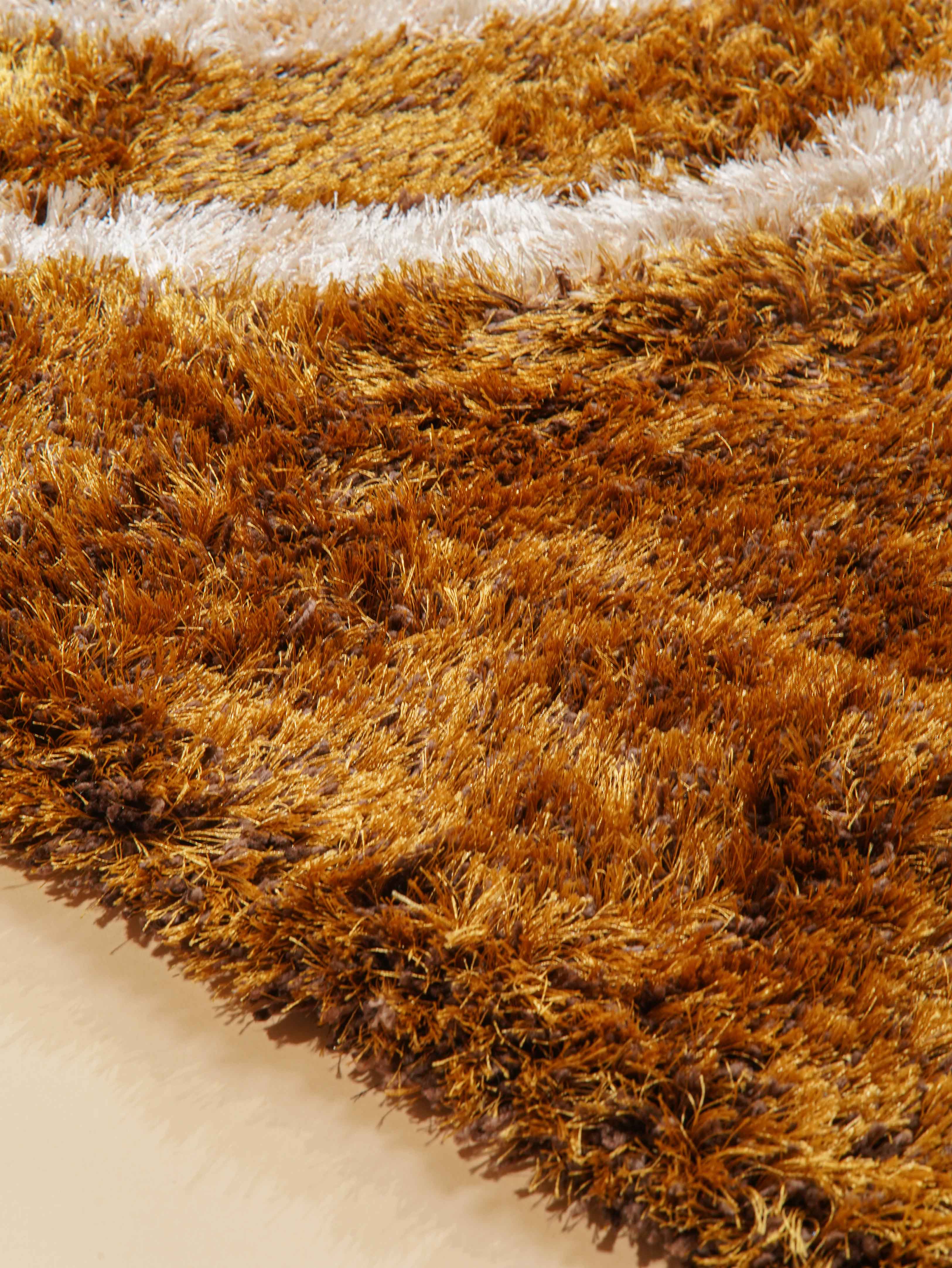 Solara Hand Tufted Shag Rug