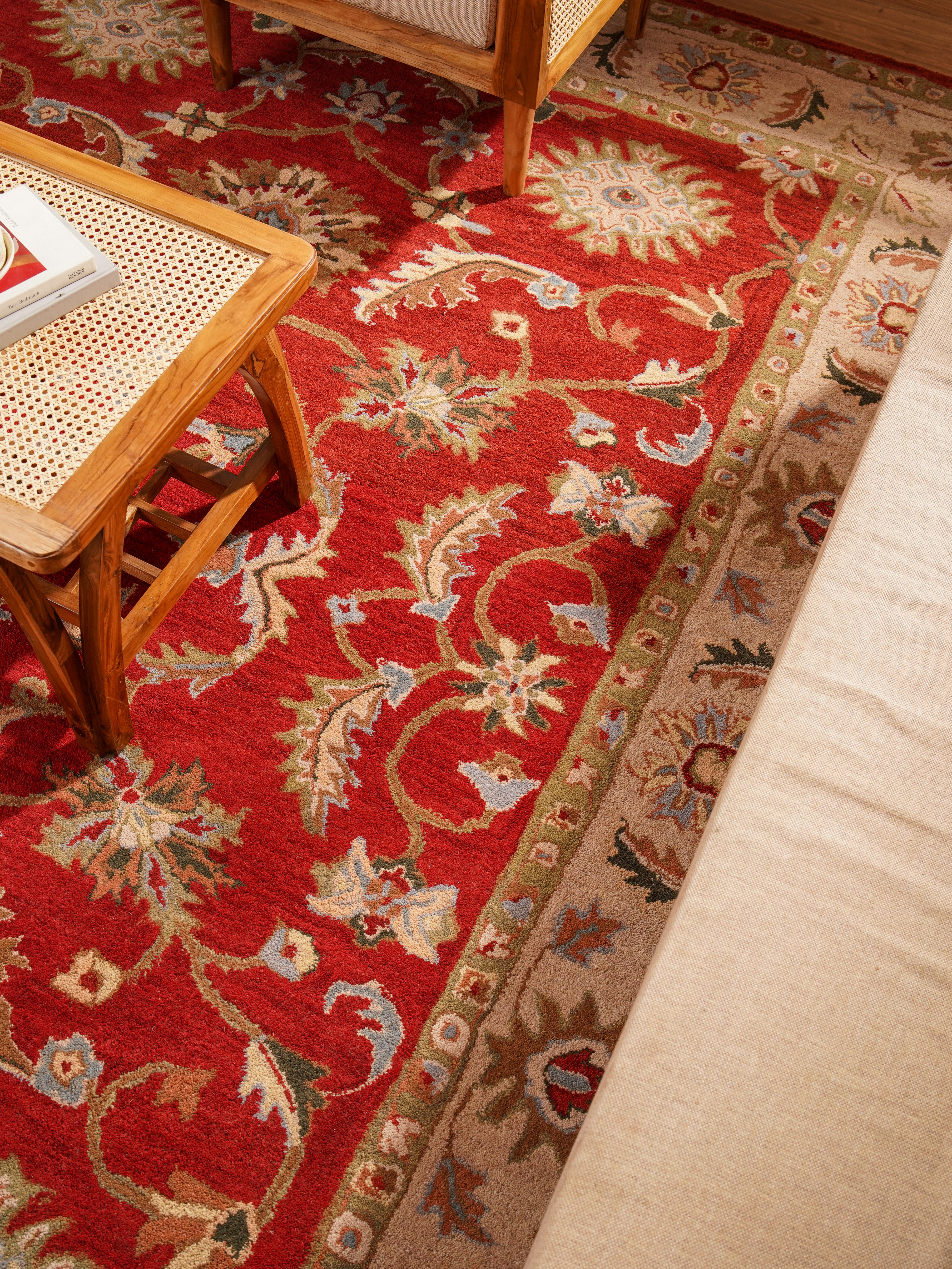 Rajata Hand Tufted Oriental Rug