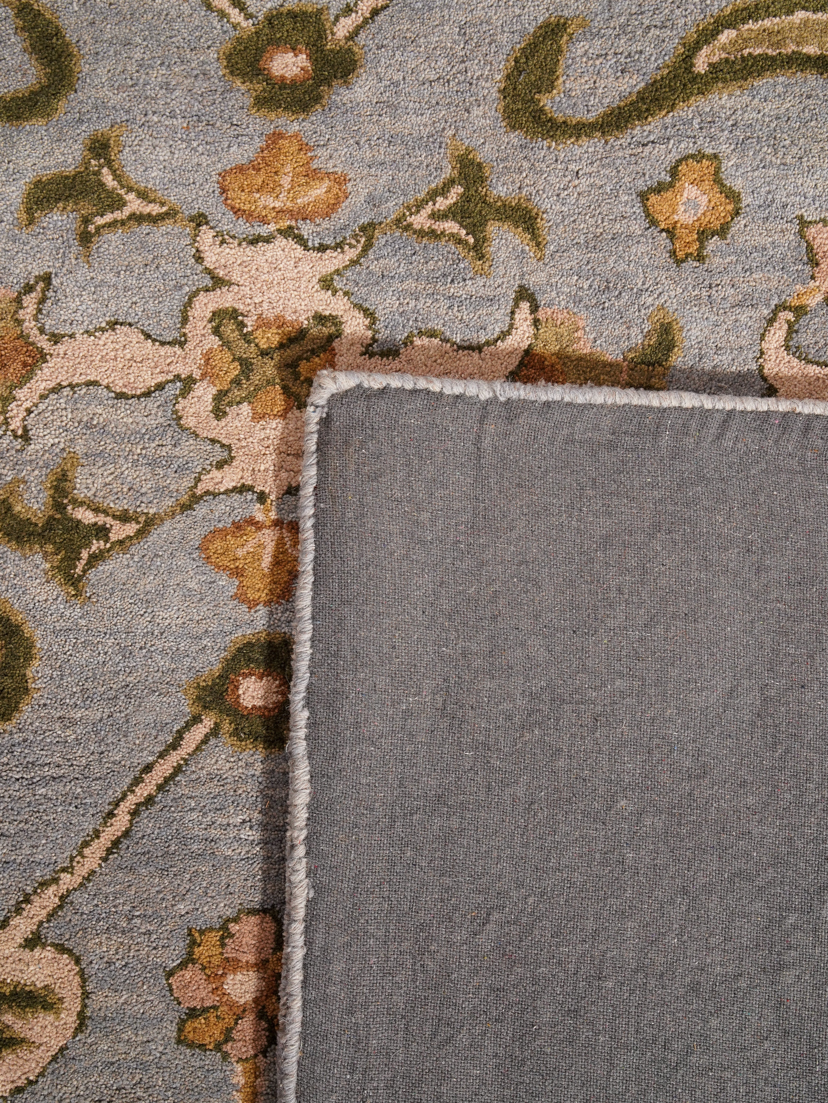 Aakaash Hand Tufted Oriental Rug