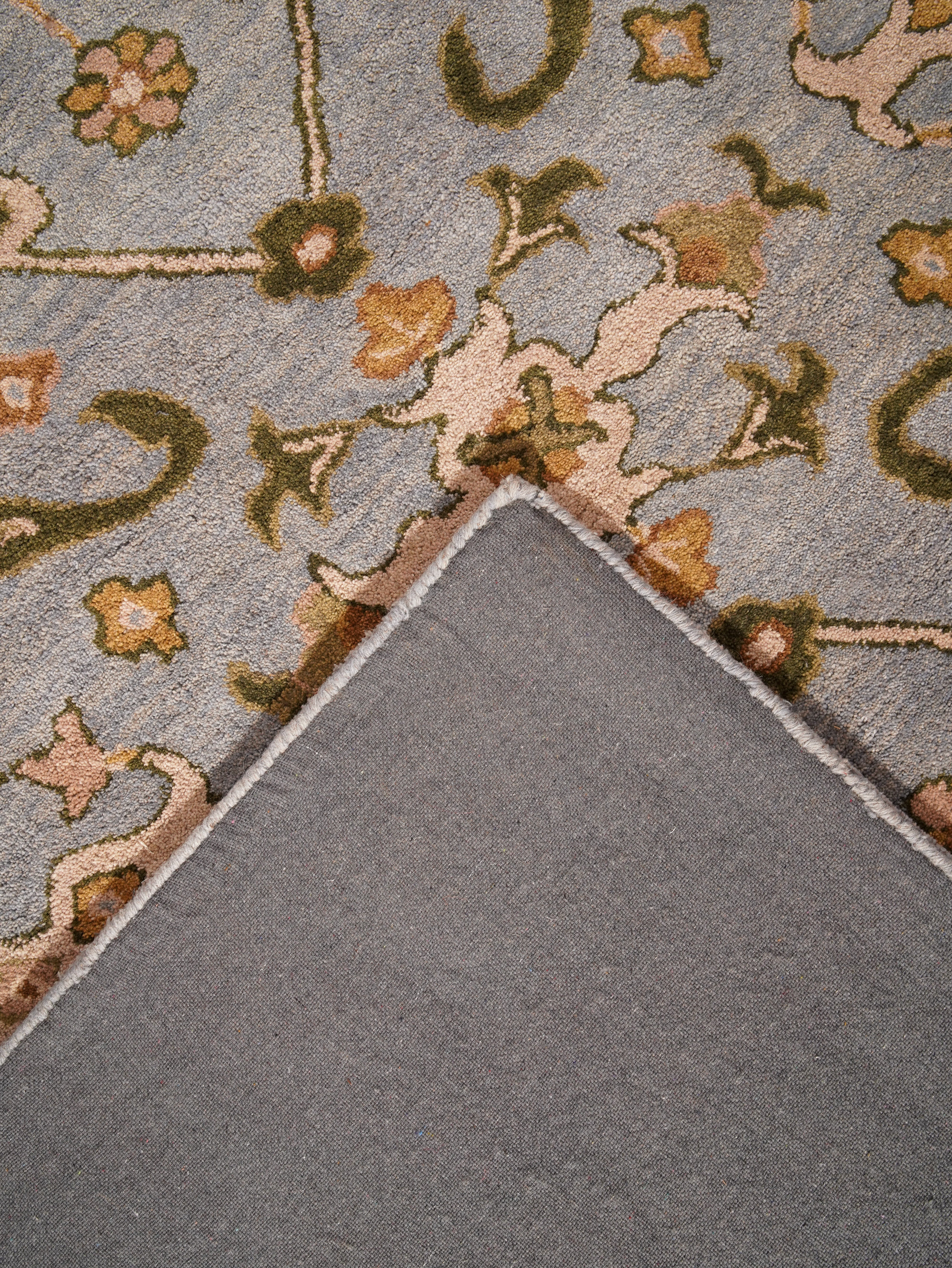 Aakaash Hand Tufted Oriental Rug