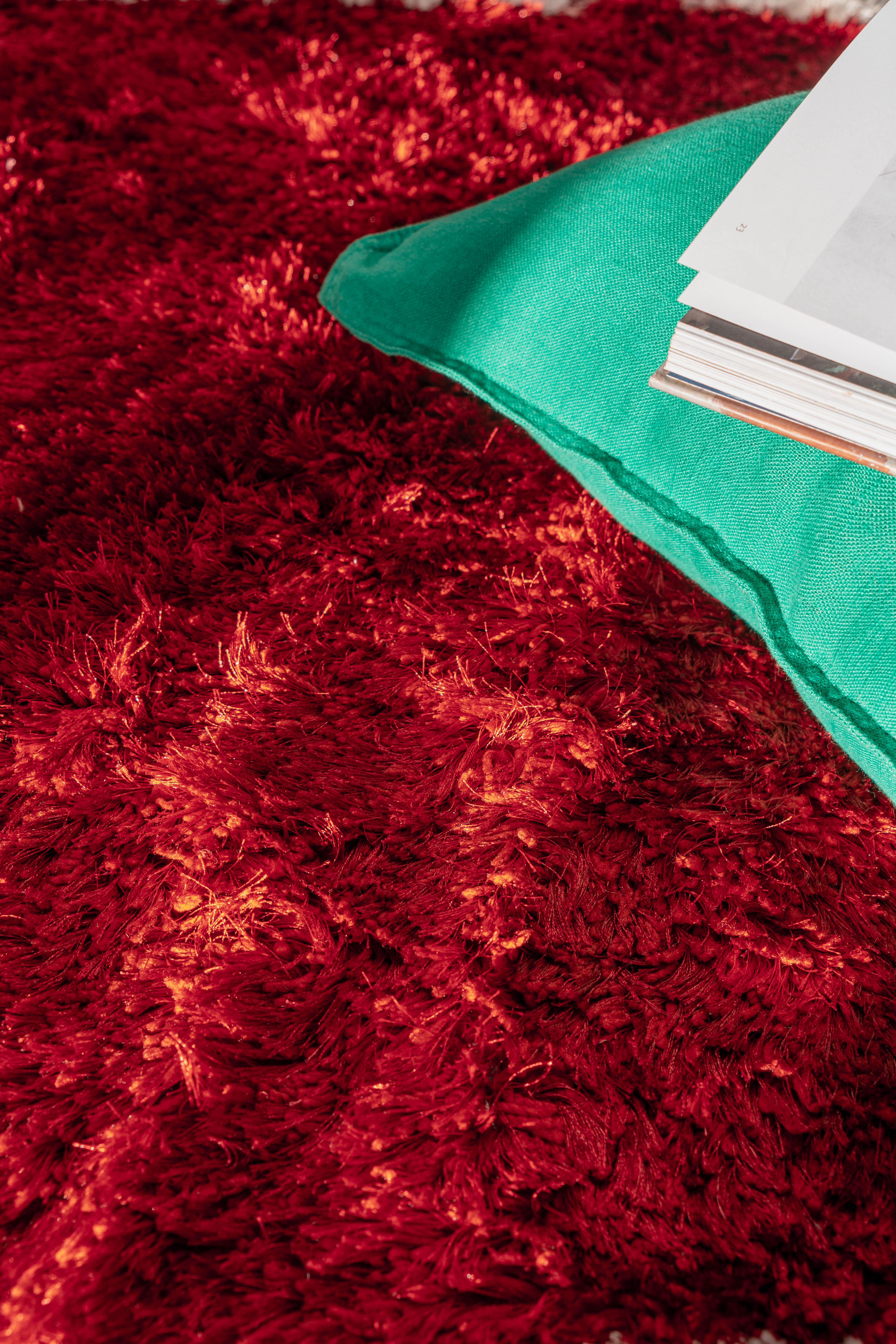 Scarlet Wave Hand Tufted Shag Rug