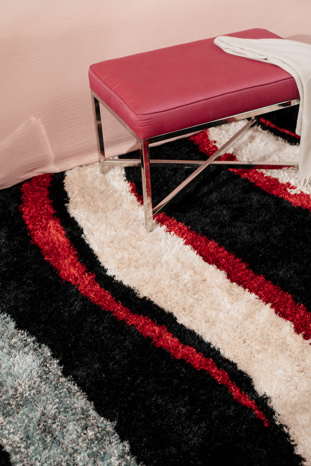 Moden Polyester Hand Tufted Shag Rug