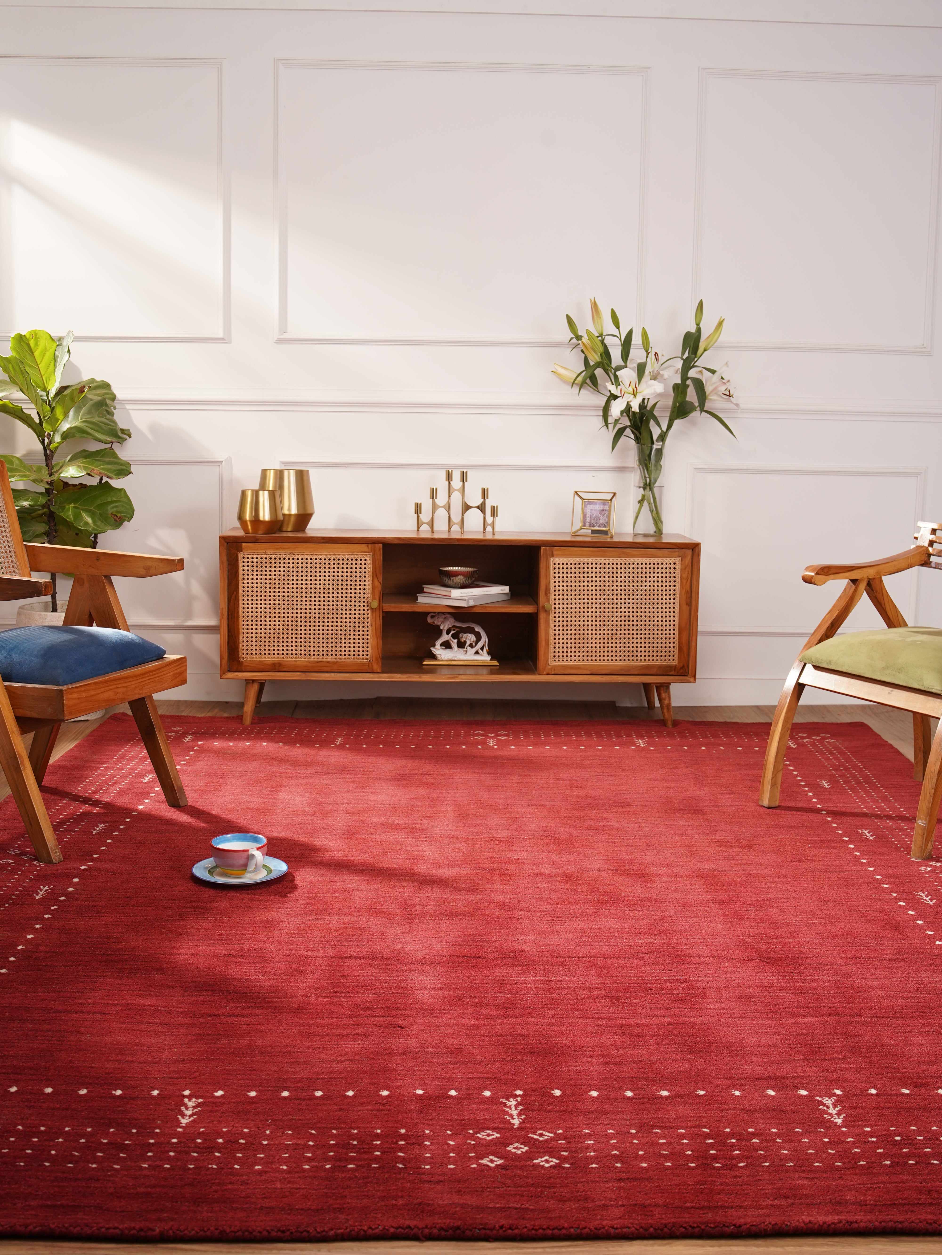 Meera Hand Knotted Wool Rug