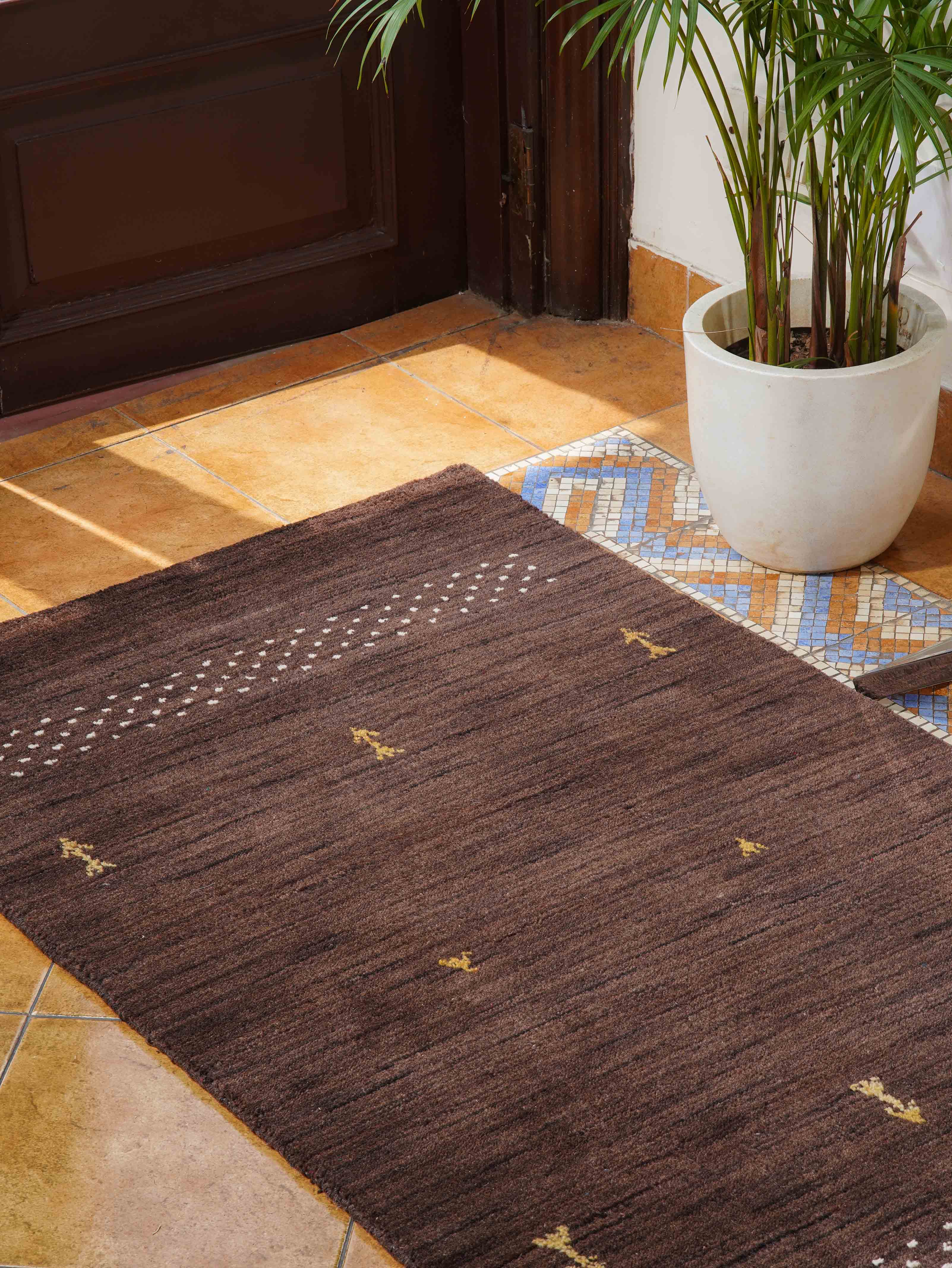 Nix Hand Knotted Wool Area Rug