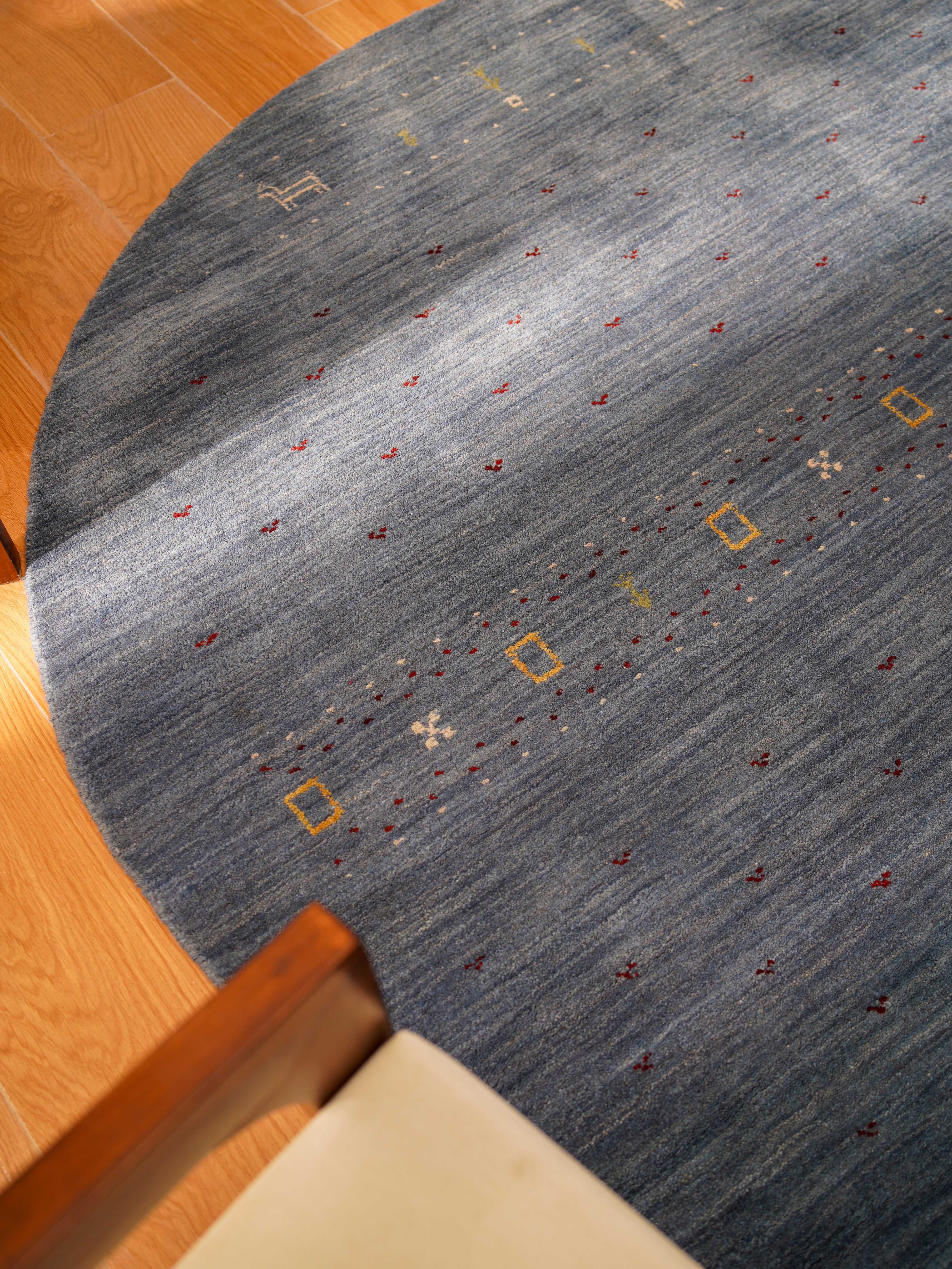 Kian Hand Knotted Wool Area Rug