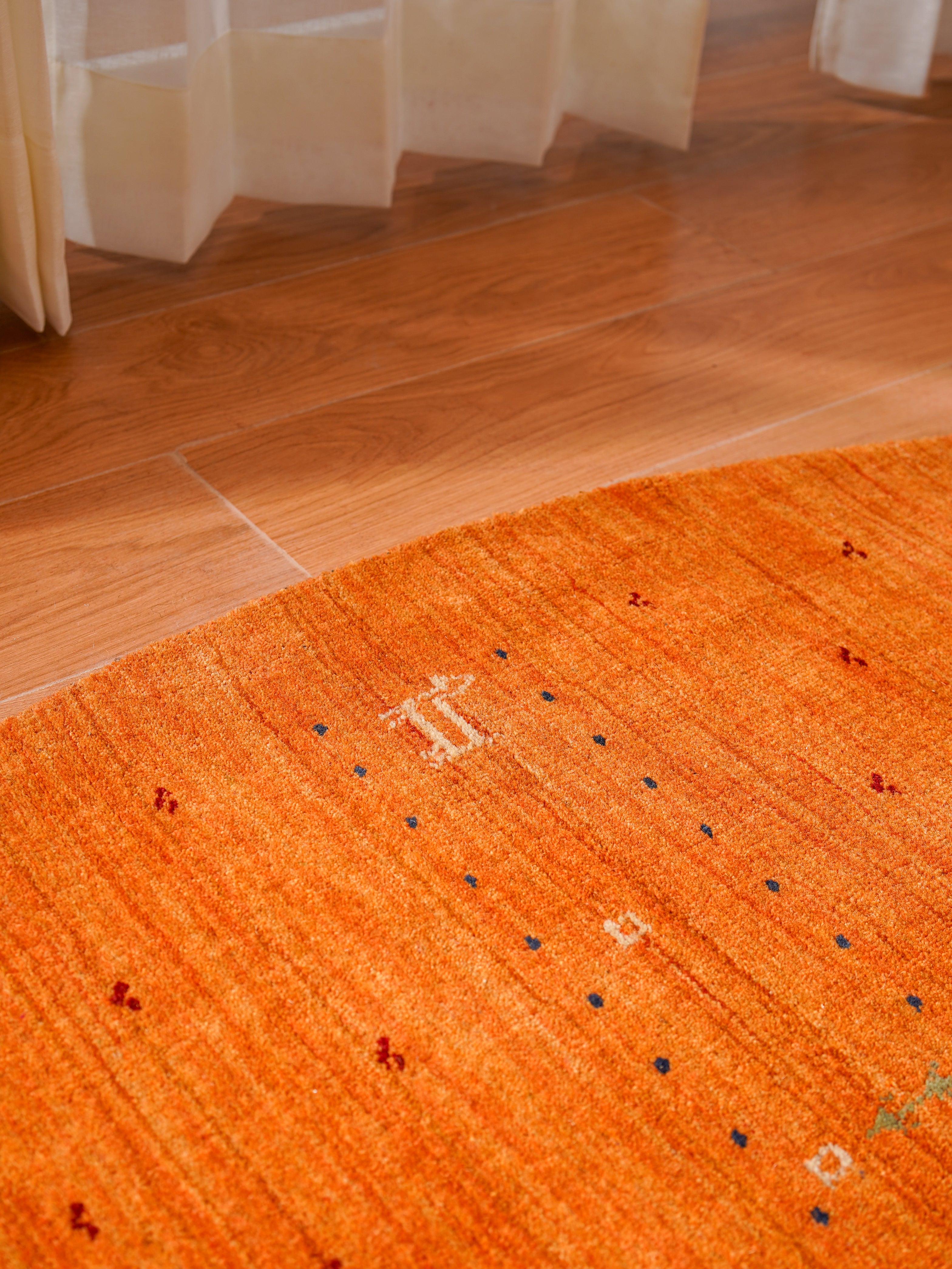 Kian Hand Knotted Wool Area Rug