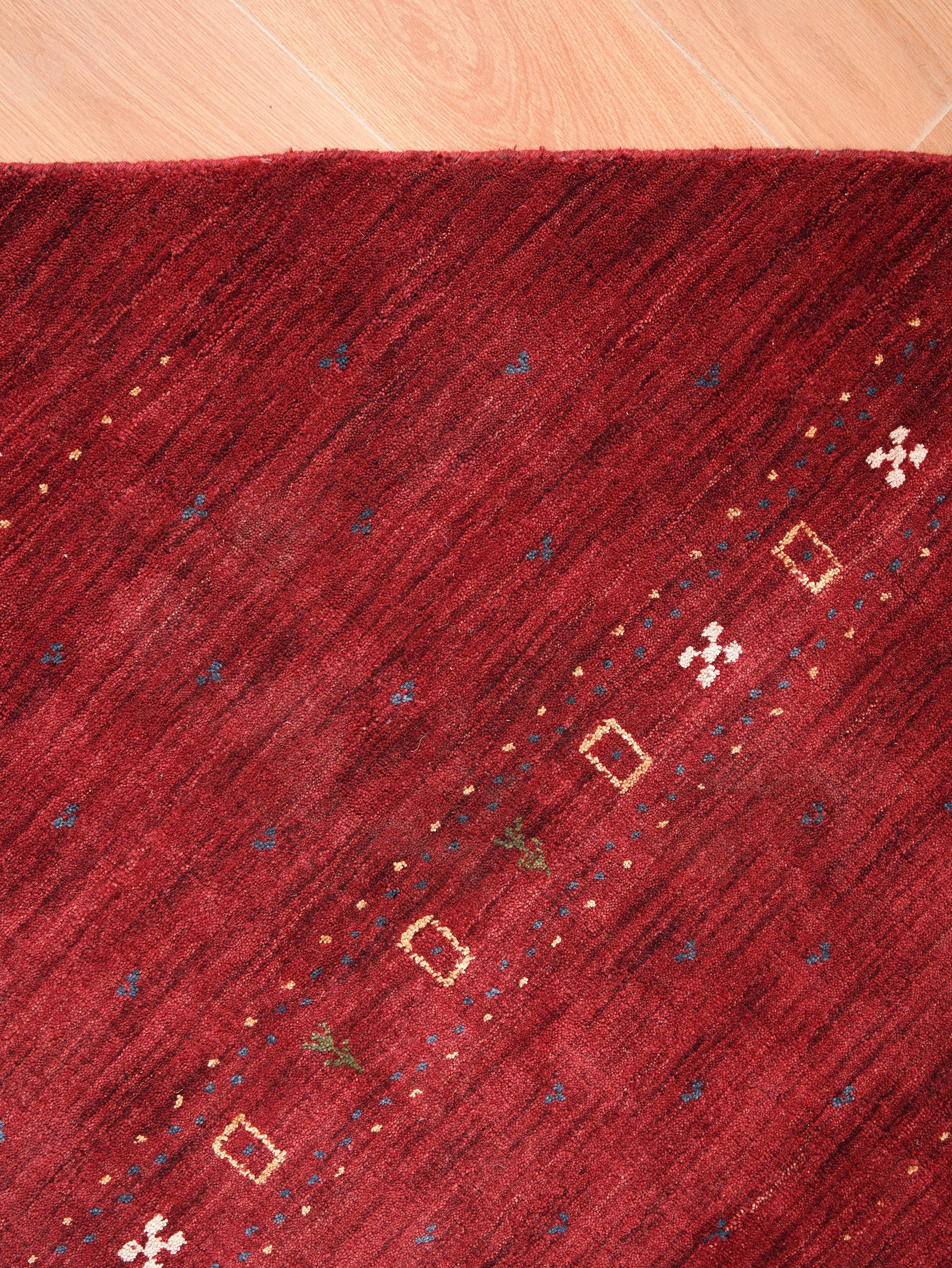 Kian Hand Knotted Wool Area Rug