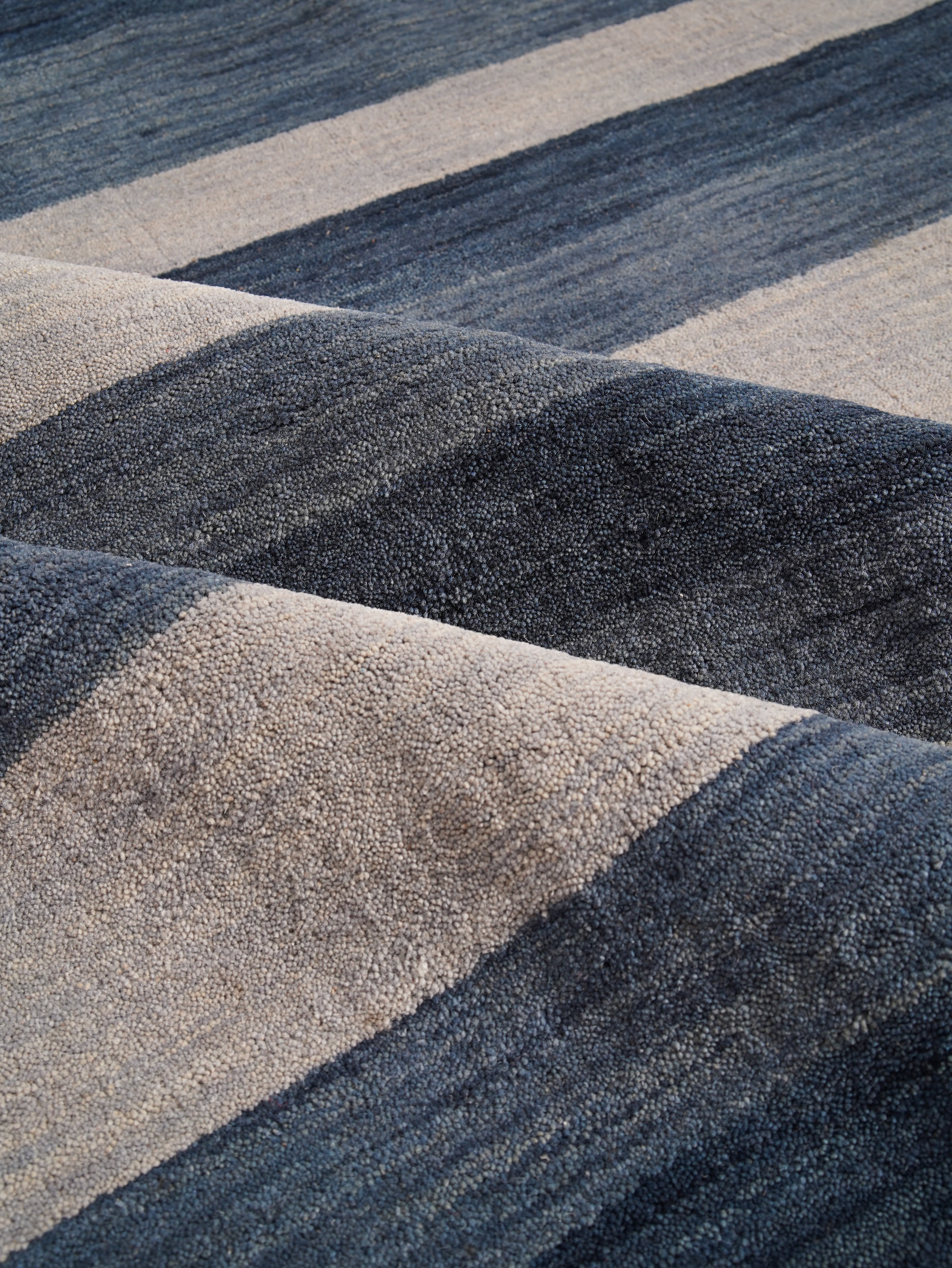 Horizon Hand Knotted Wool Rug