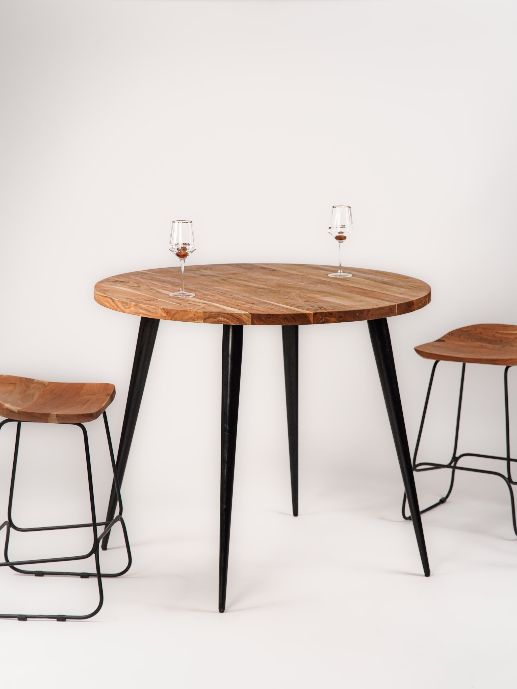 Magnolia Solid Wood Round Bar Table (42") Natural