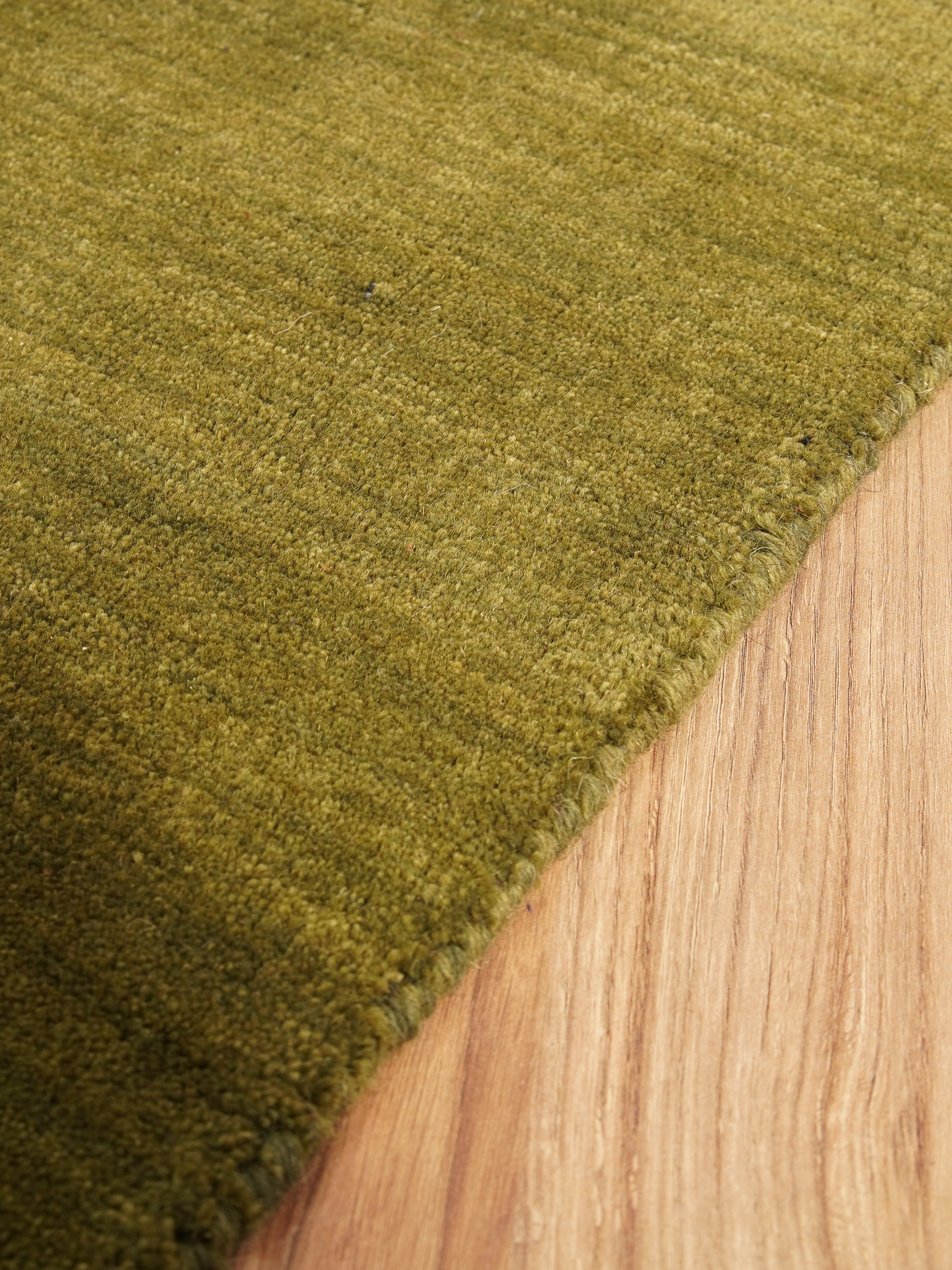 Plain Hand Knotted Wool Rug