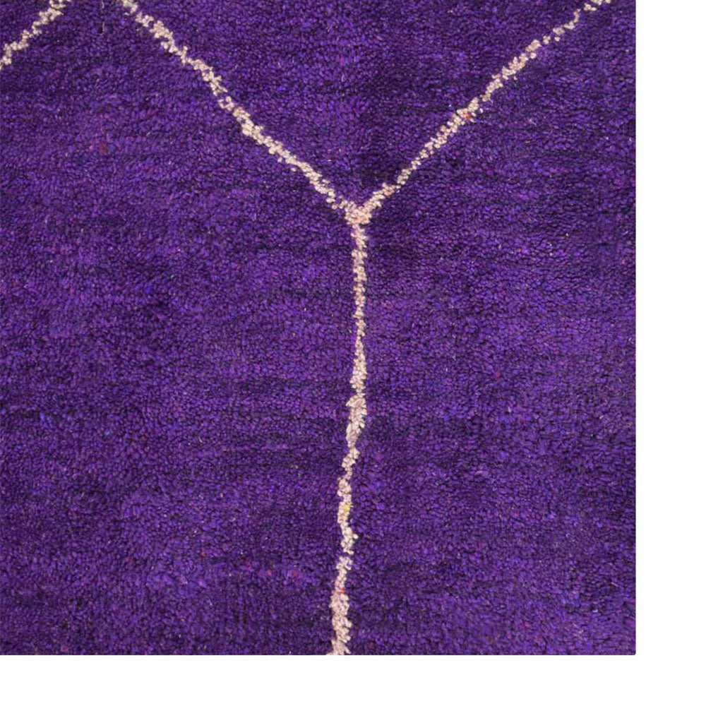 Vedika Hand Knotted Silk Blue Area Rug