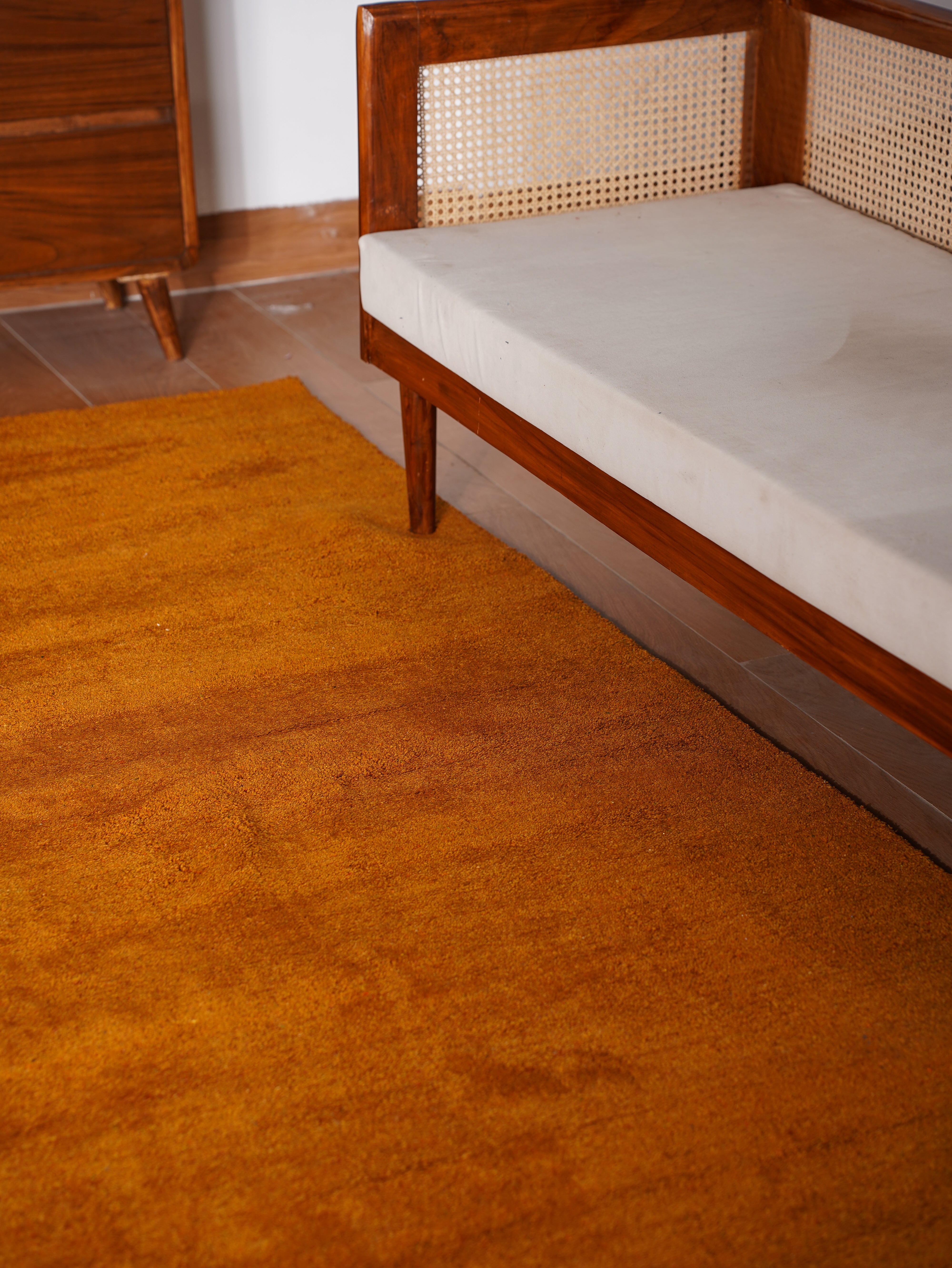 Solid Hand Knotted Silk & Wool Rug