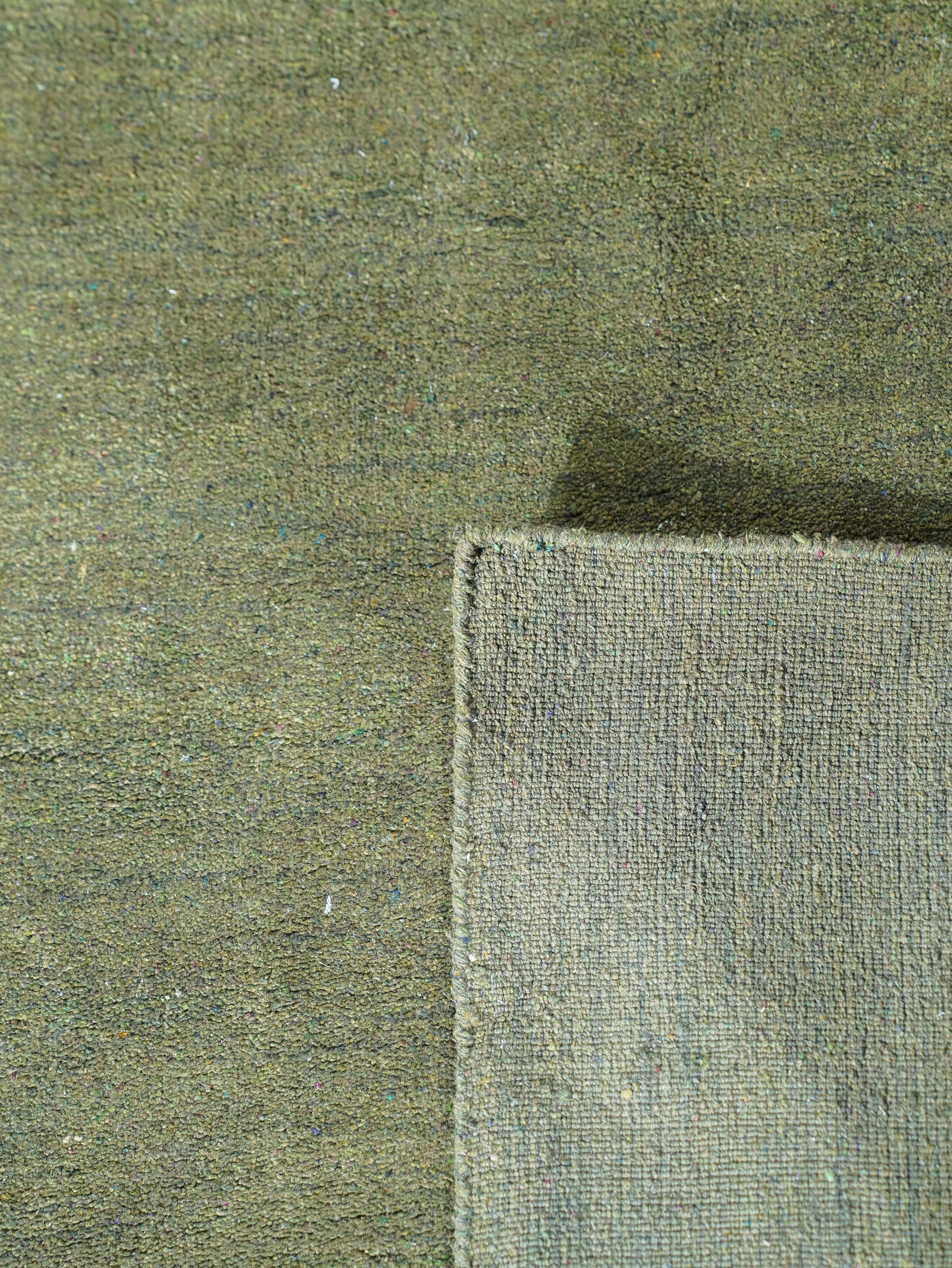 Solid Hand Knotted Silk & Wool Rug