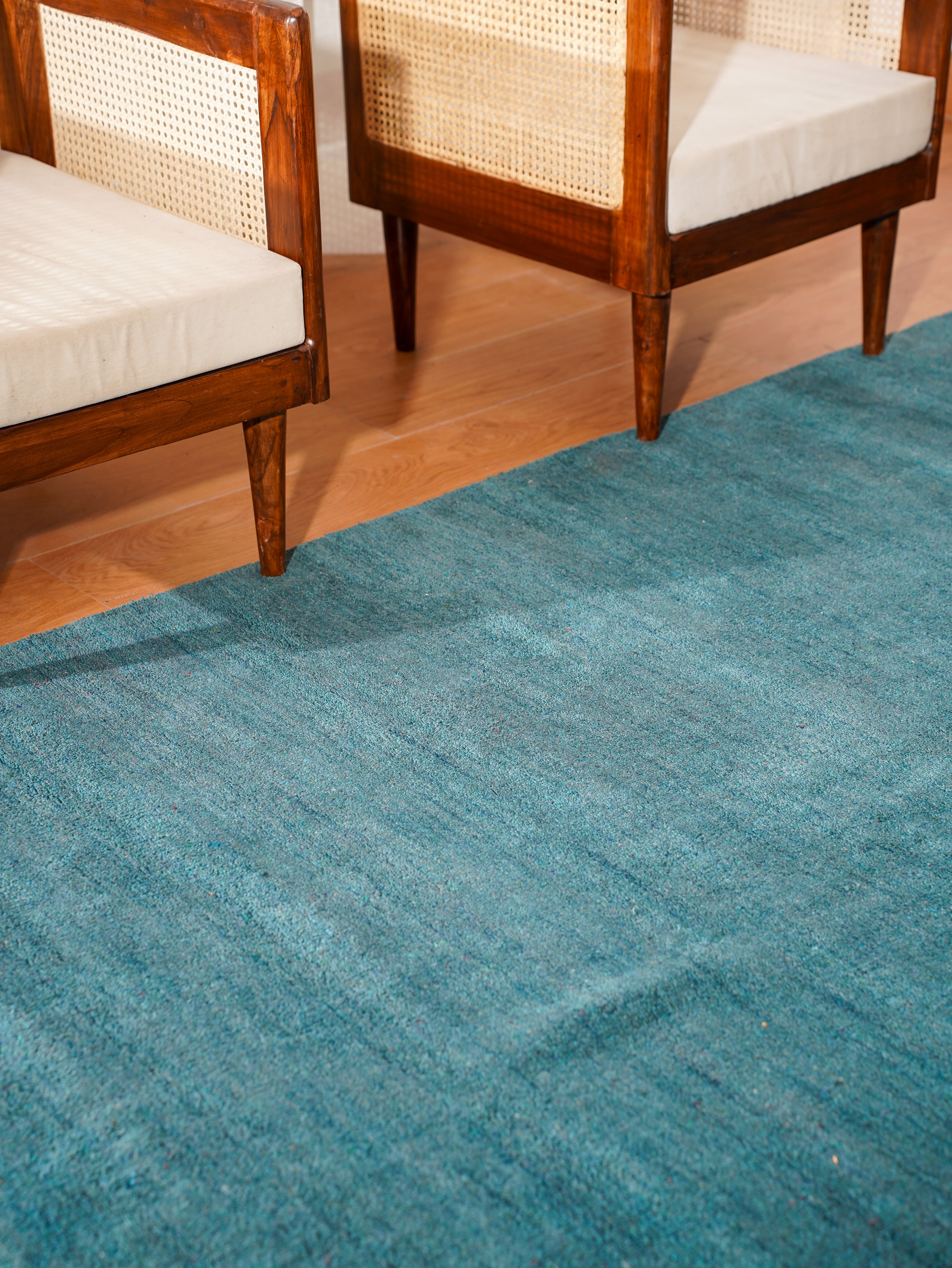 Solid Hand Knotted Silk & Wool Rug