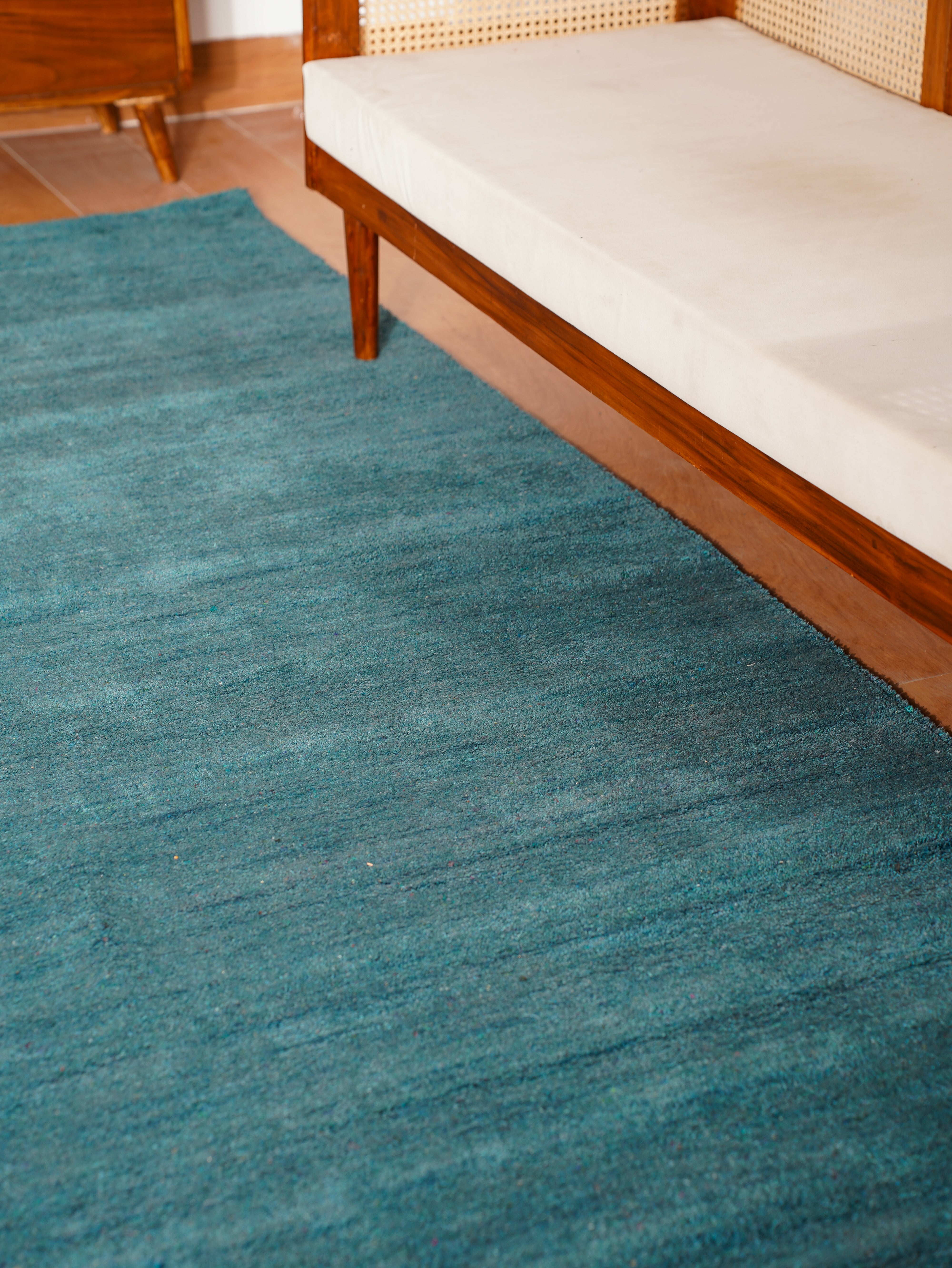 Solid Hand Knotted Silk & Wool Rug