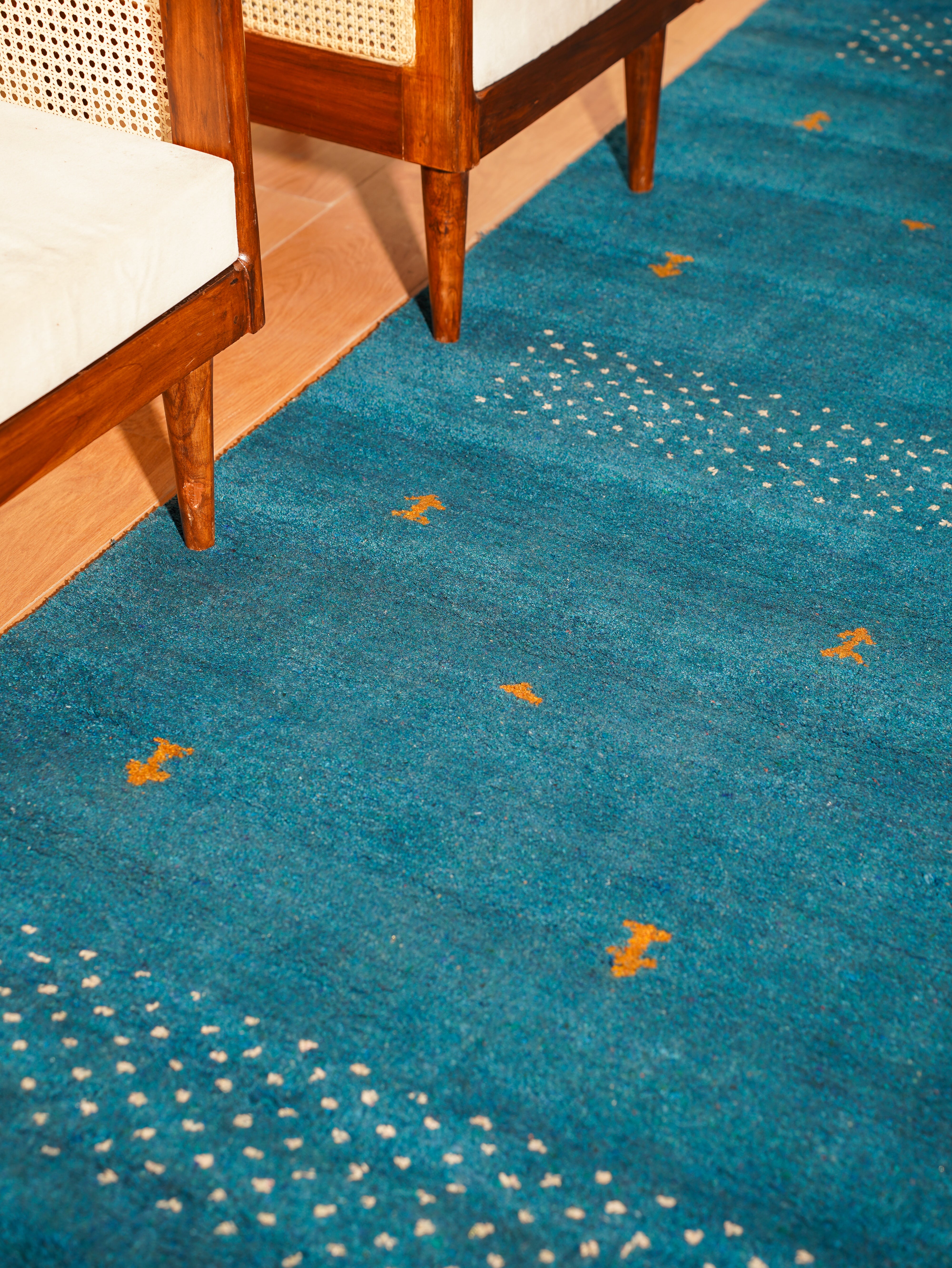 Zoe Hand Knotted Silk & Wool Area Rug
