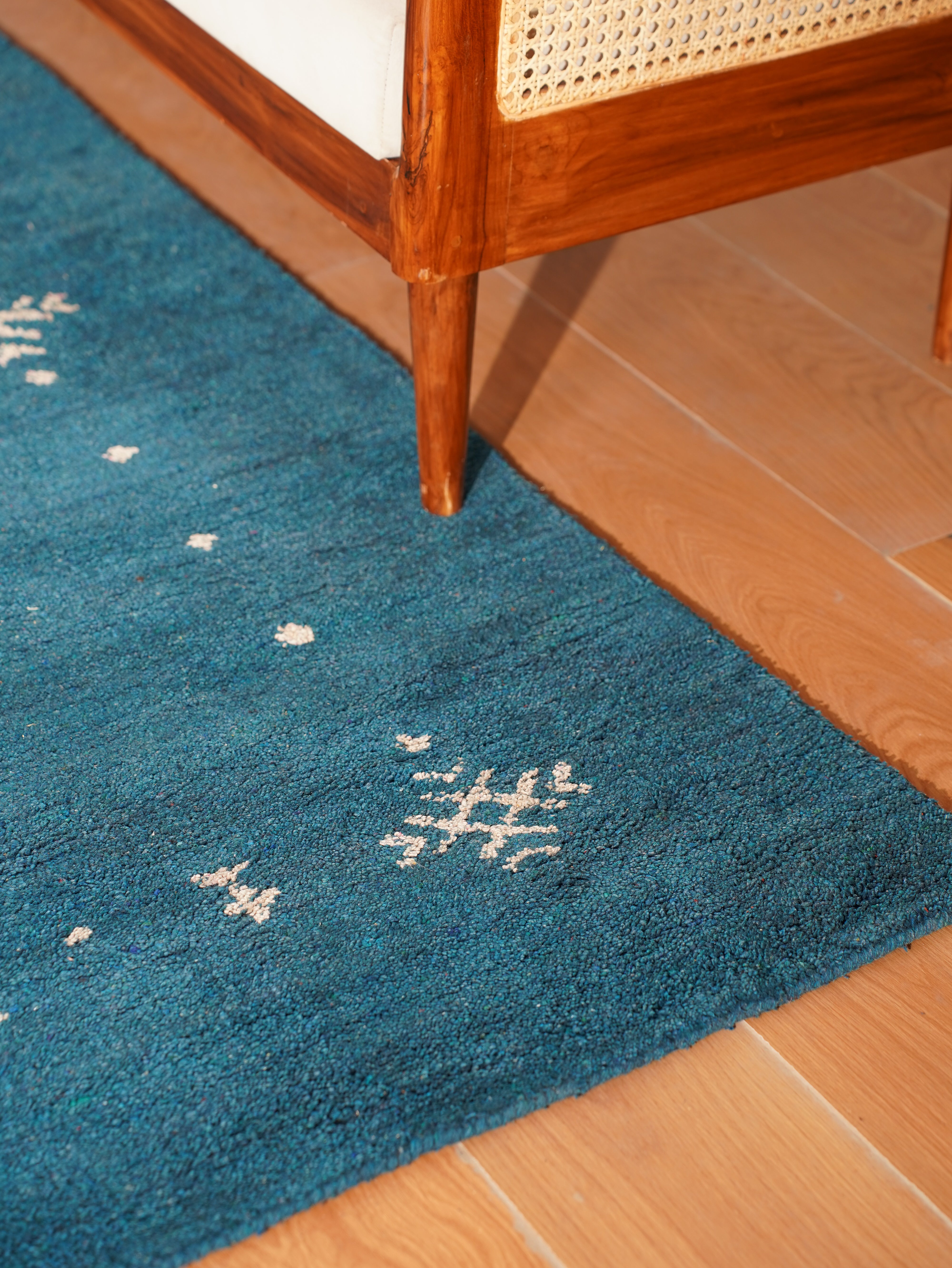 Neil Hand Knotted Silk & Wool Beige Area Rug