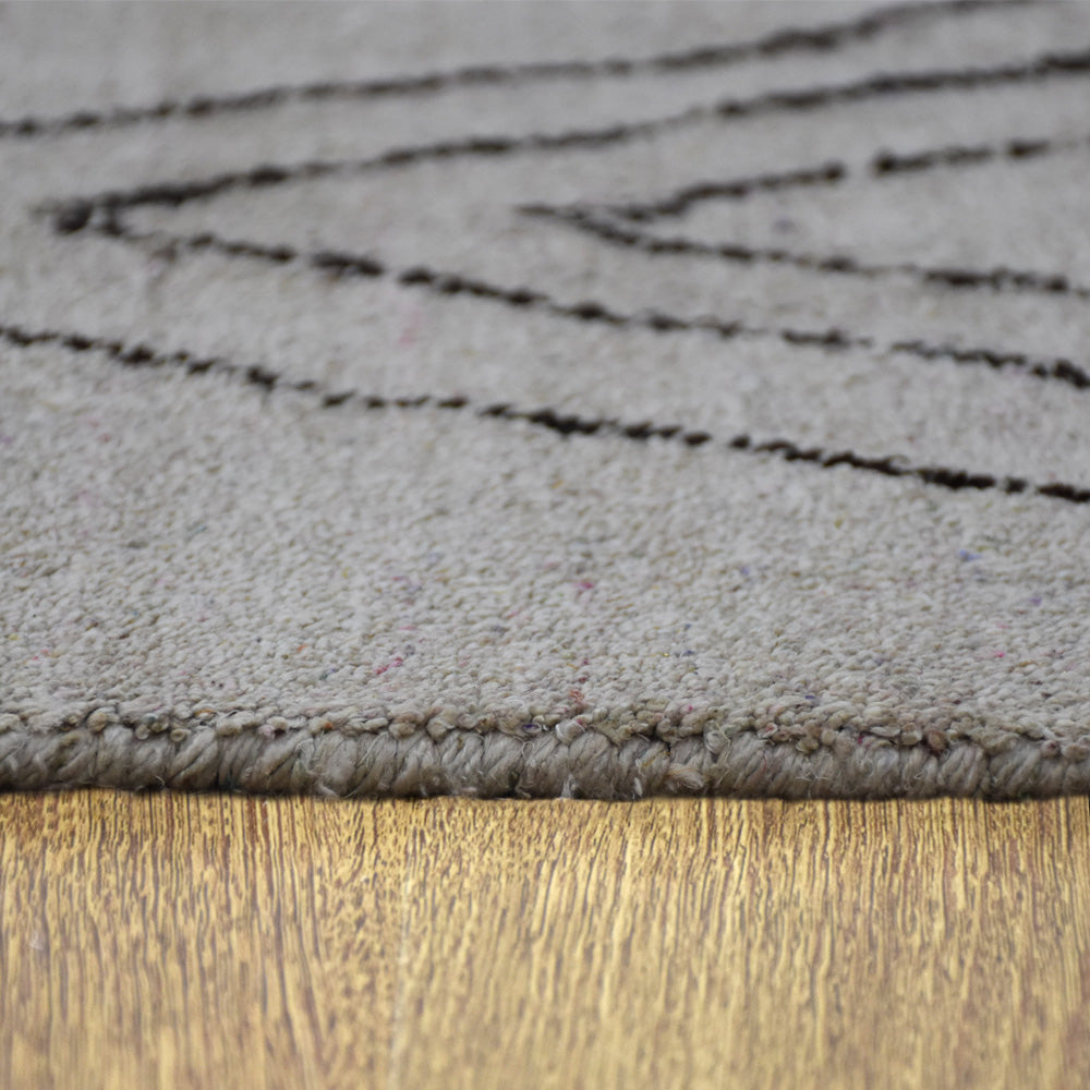 Niseko Hand Knotted Loom Silk Mix Area Rug