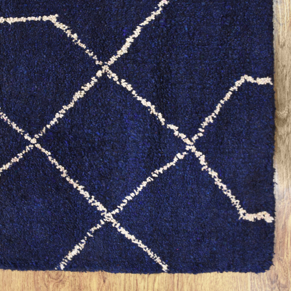 Isafjördur Hand Knotted Loom Silk Mix Area Rug