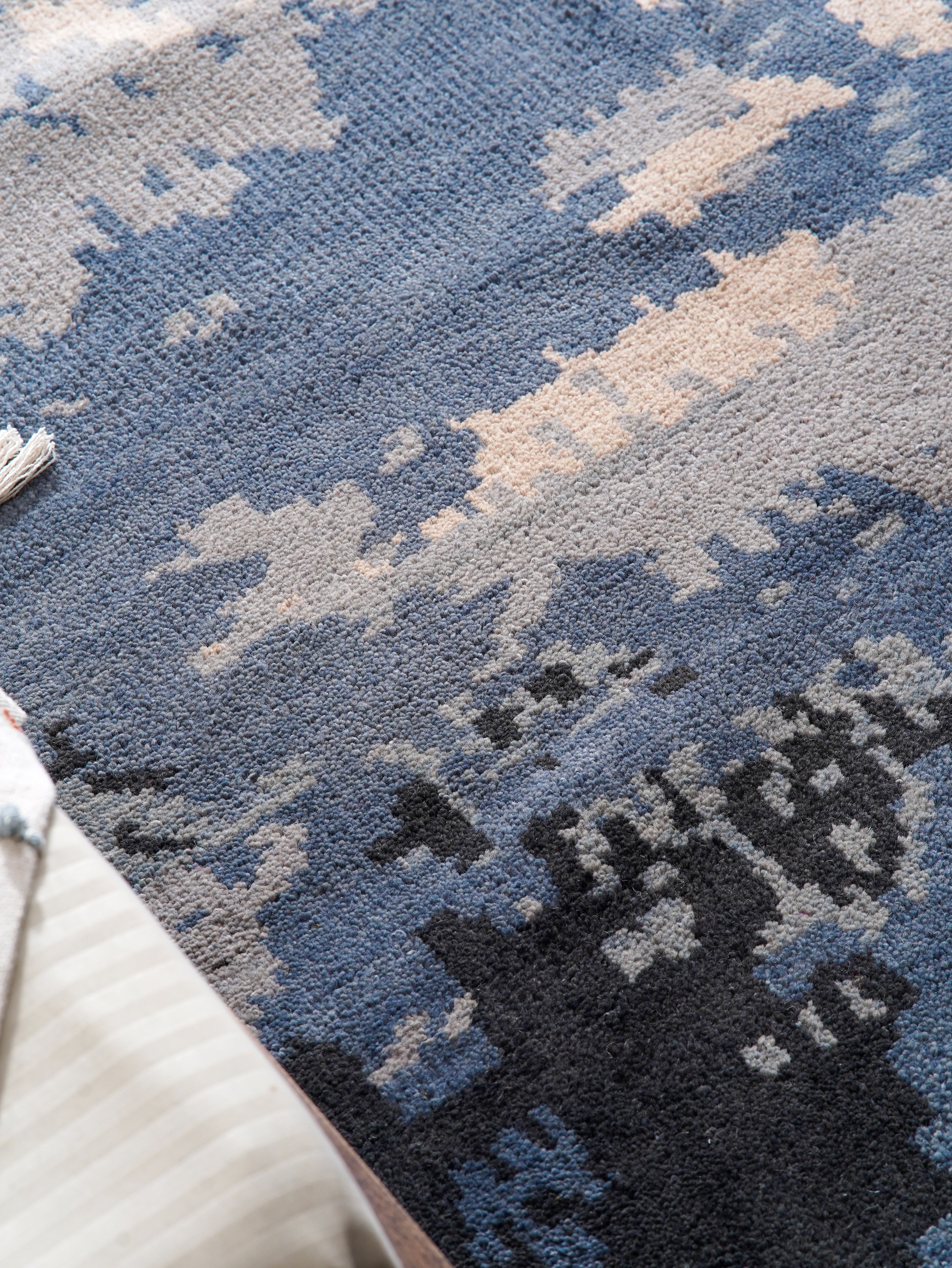 Mystique Hand Knotted Wool Rug