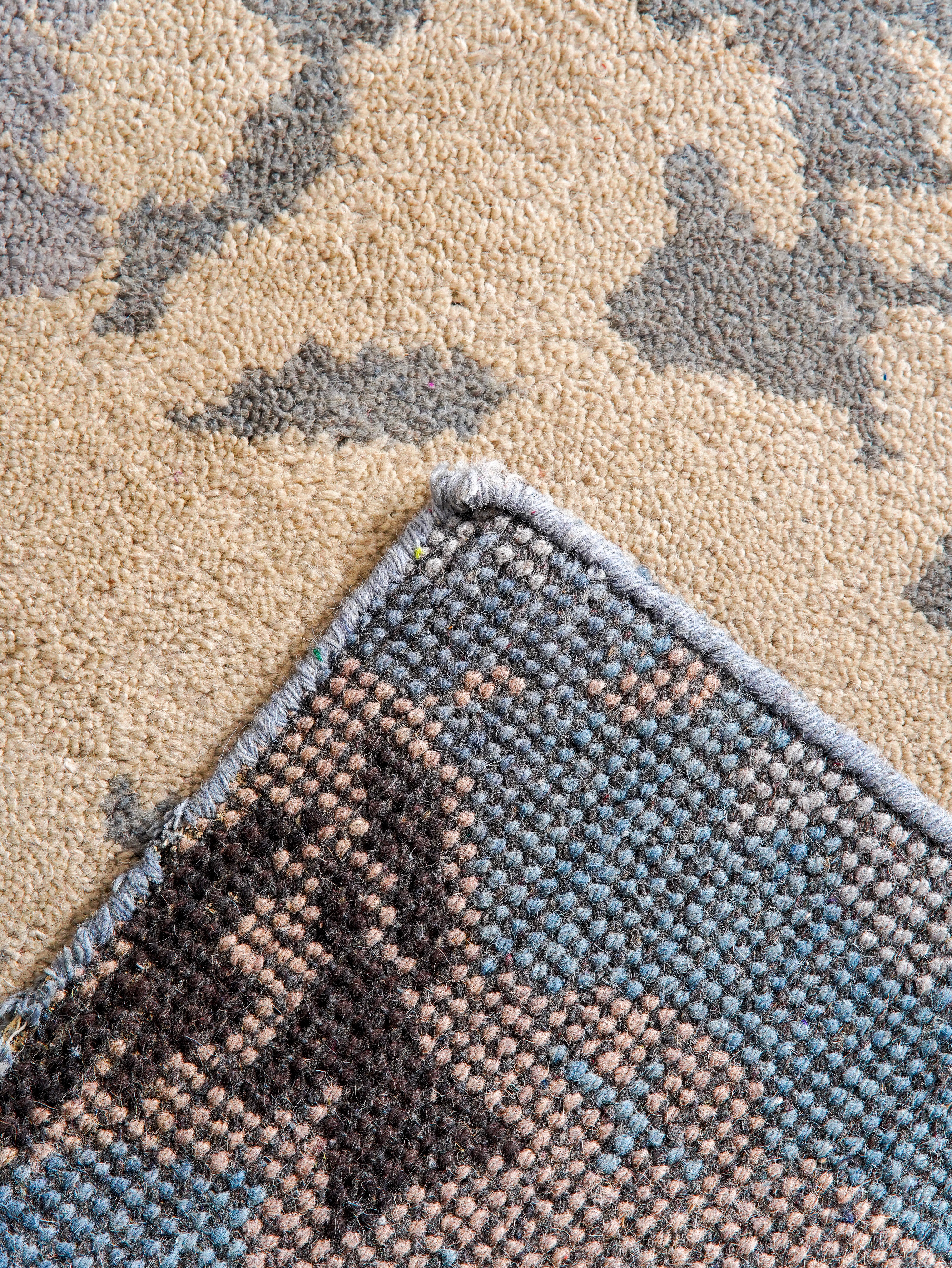 Ethereal Hand Knotted Wool Area Rug