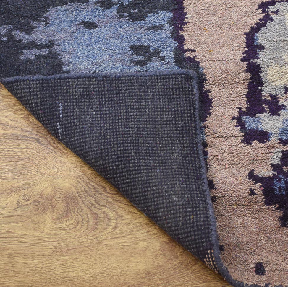Soar Hand Knotted Silk Area Rug