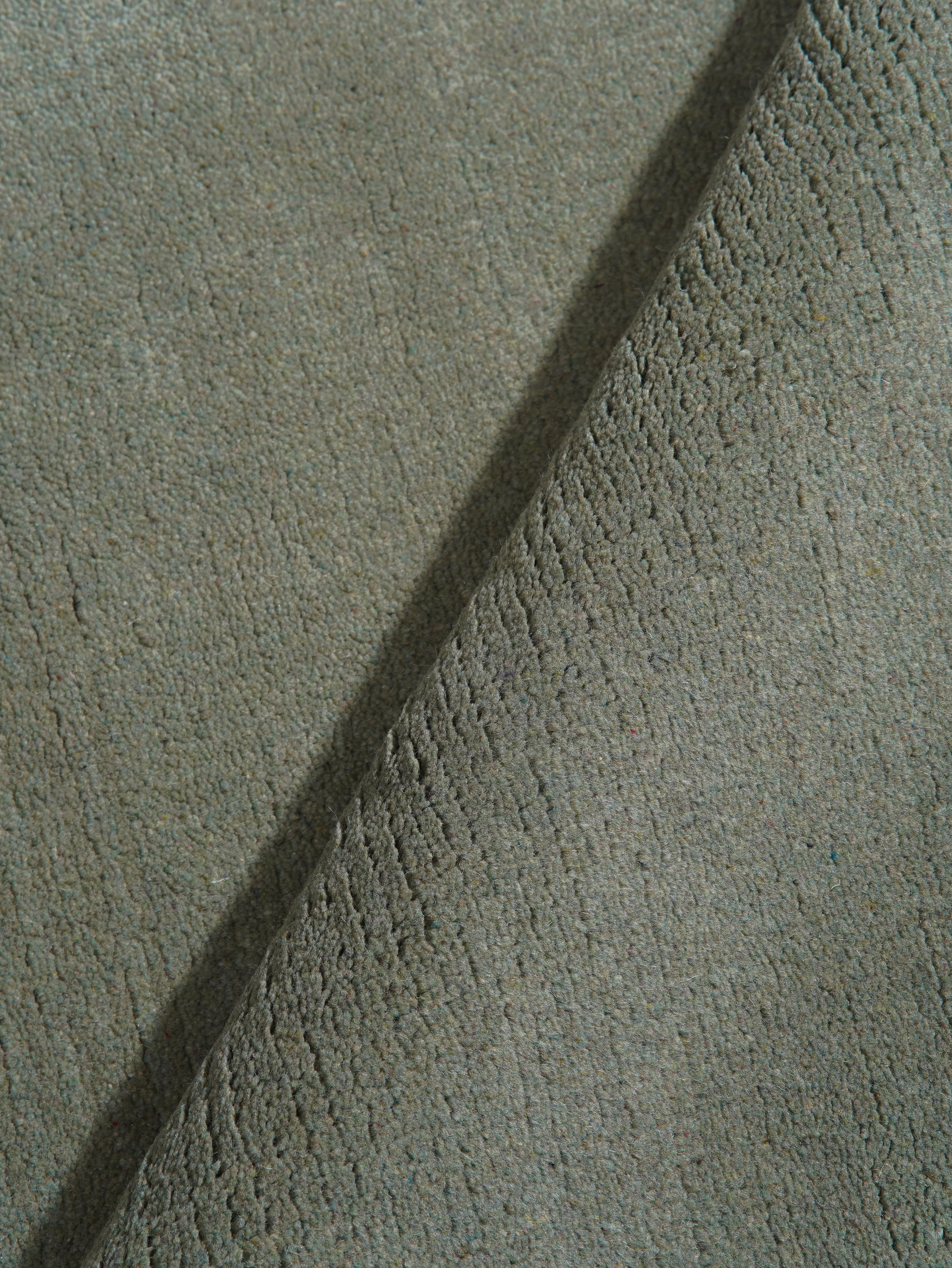 Juneau Hand Knotted Tibbati Wool Area Rug