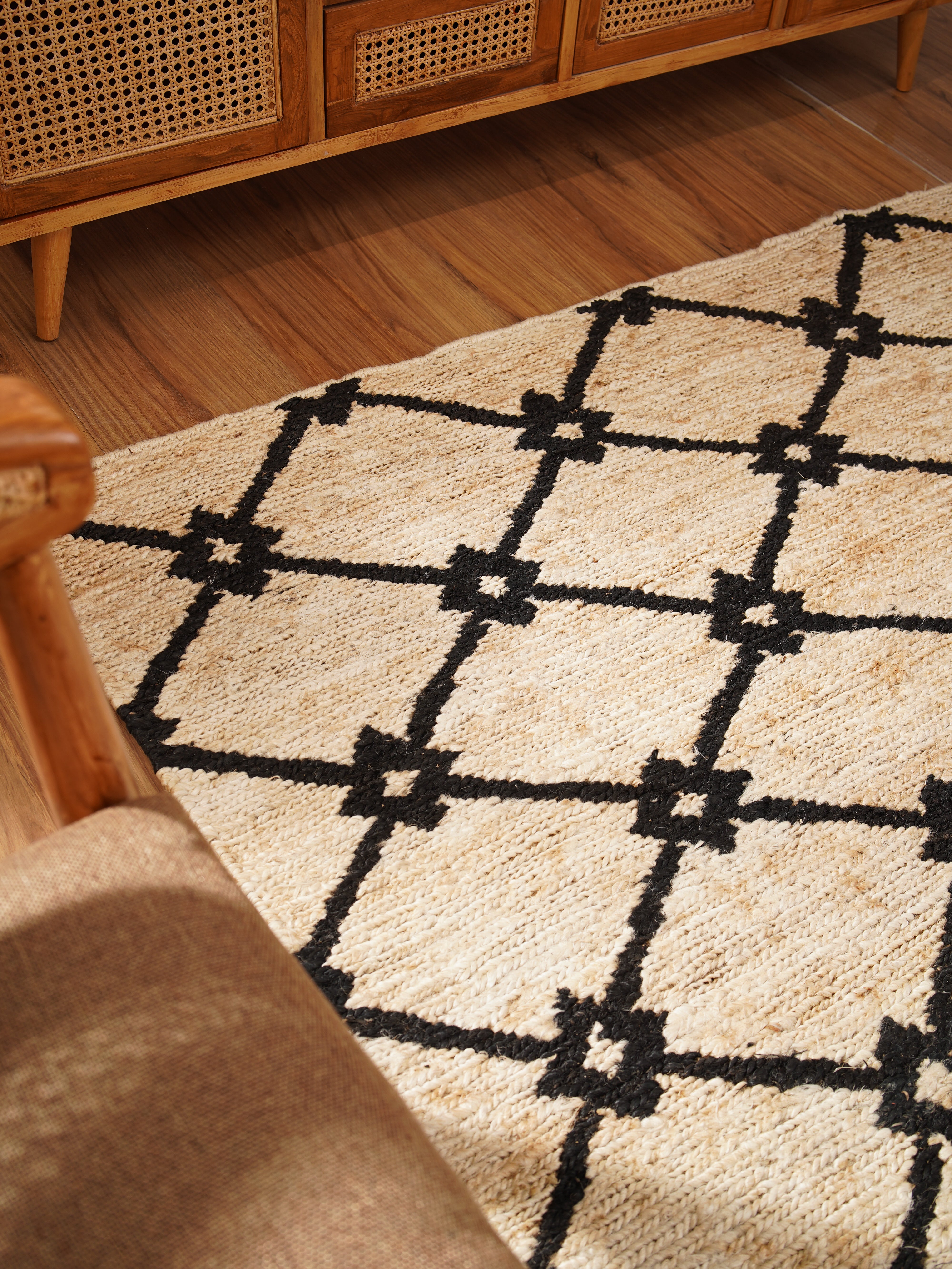 Beige Black Hand Woven Jute Rug