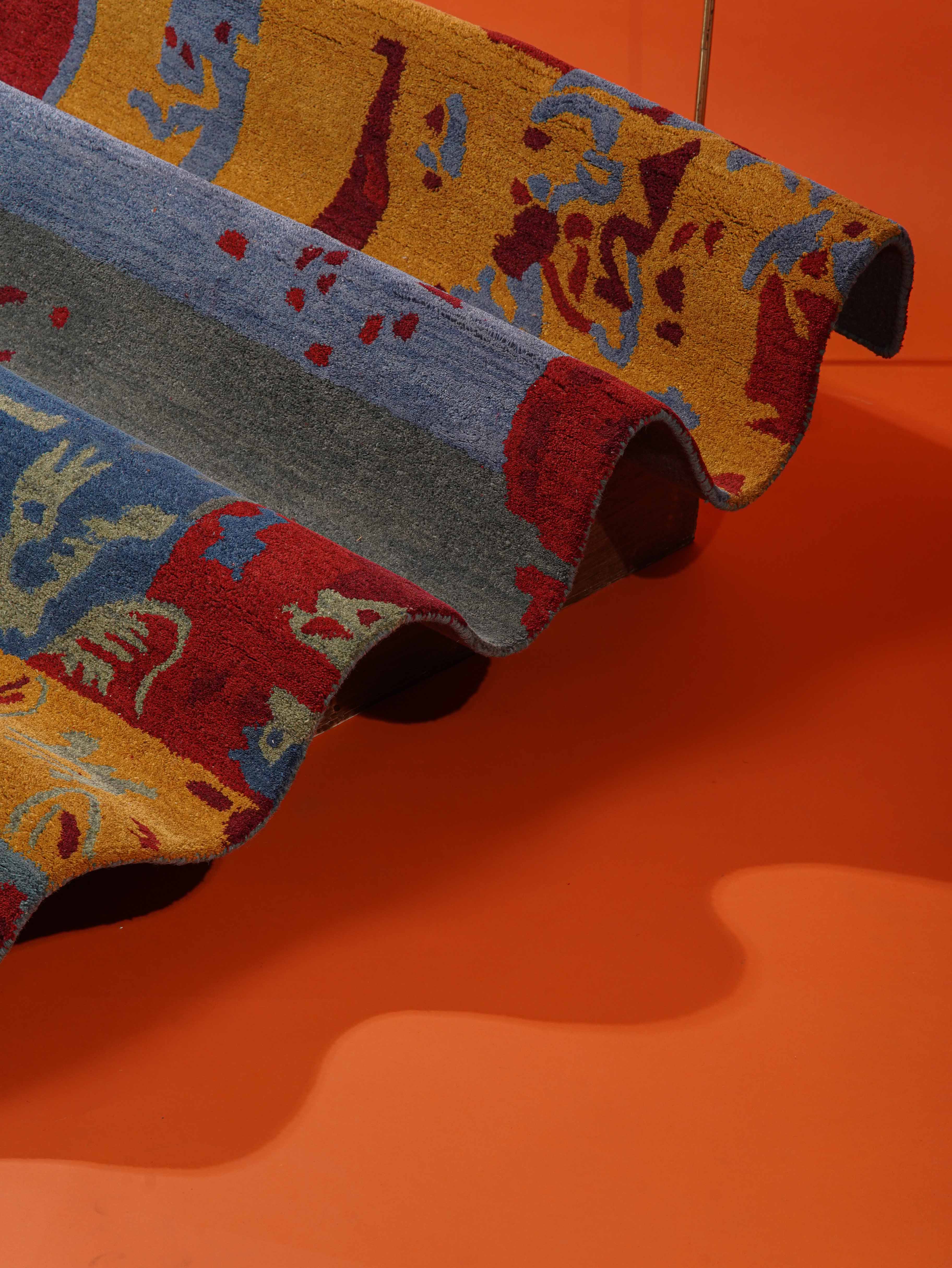 Kaleidowave Hand Tufted Wool Area Rug
