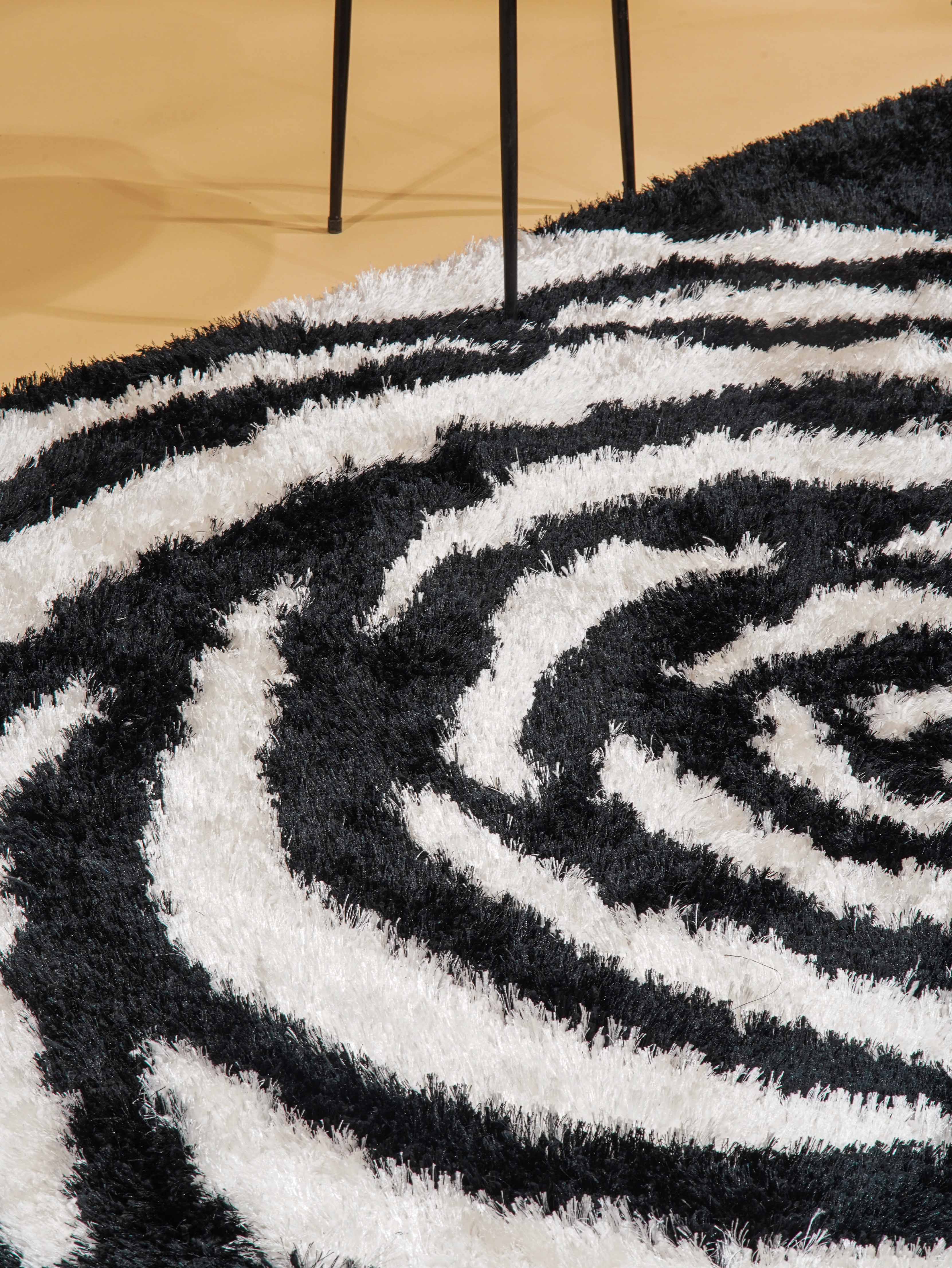 Kshama Hand Tufted Shag Rug